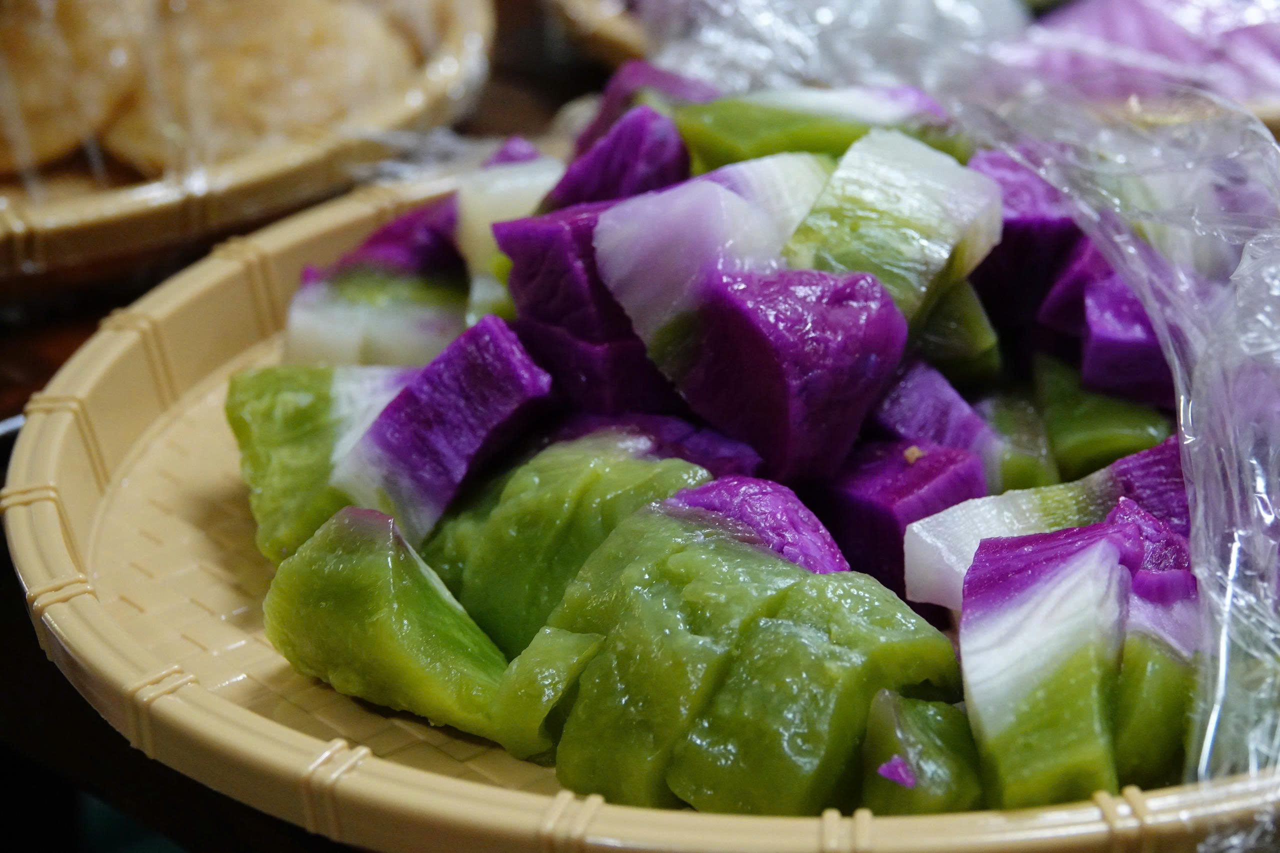 'Kho&aacute;c &aacute;o mới' cho b&aacute;nh d&acirc;n gian Nam bộ - Ảnh 7.