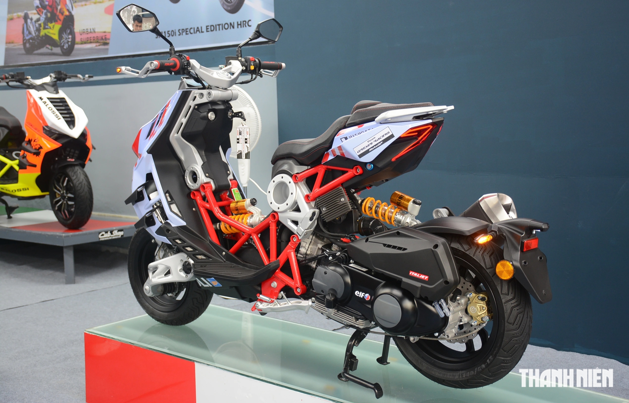 Xe tay ga Italjet Dragster 300 Gresini Edition về Việt Nam: Chỉ 40 chiếc, gi&aacute; 225 triệu - Ảnh 4.