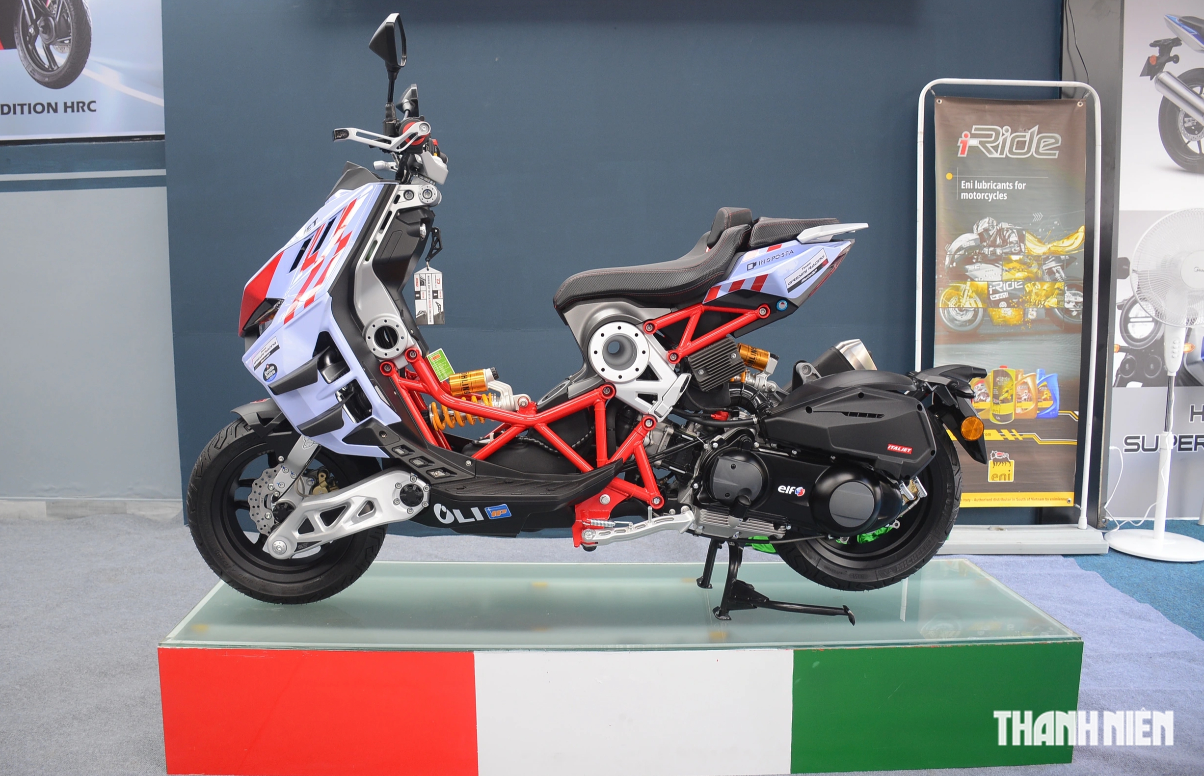 Xe tay ga Italjet Dragster 300 Gresini Edition về Việt Nam: Chỉ 40 chiếc, gi&aacute; 225 triệu - Ảnh 6.