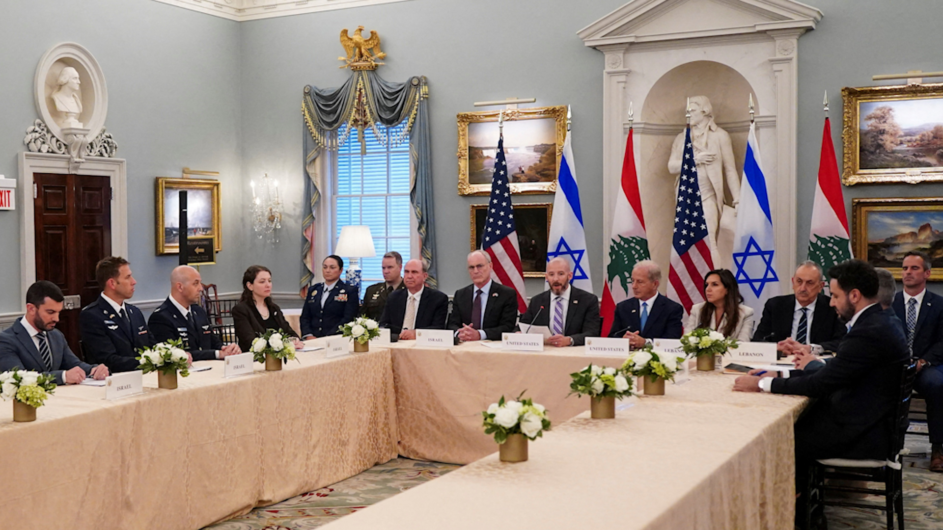 Israel, Lebanon nhất trí thực hiện lệnh ngừng bắn - Ảnh 1.