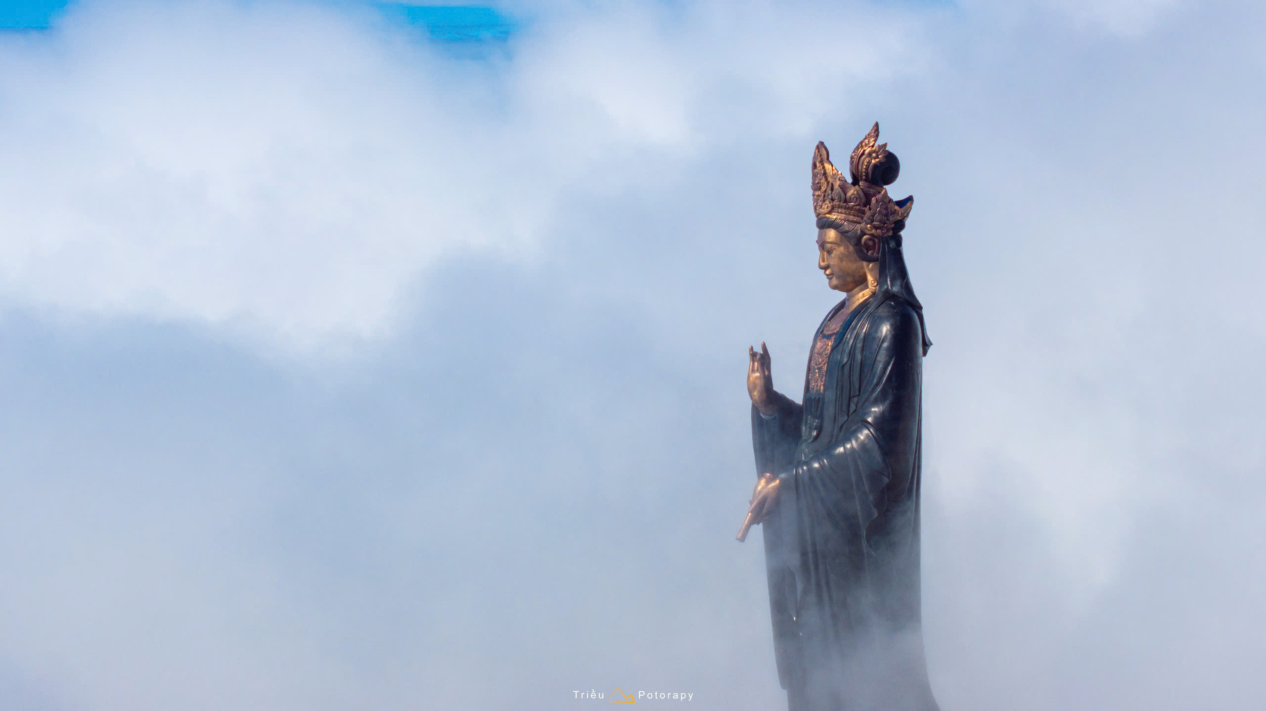 H&agrave;o quang kỳ ảo bao quanh tượng Phật n&uacute;i B&agrave; Đen như ph&eacute;p m&agrave;u, hiện tượng g&igrave;? - Ảnh 7.