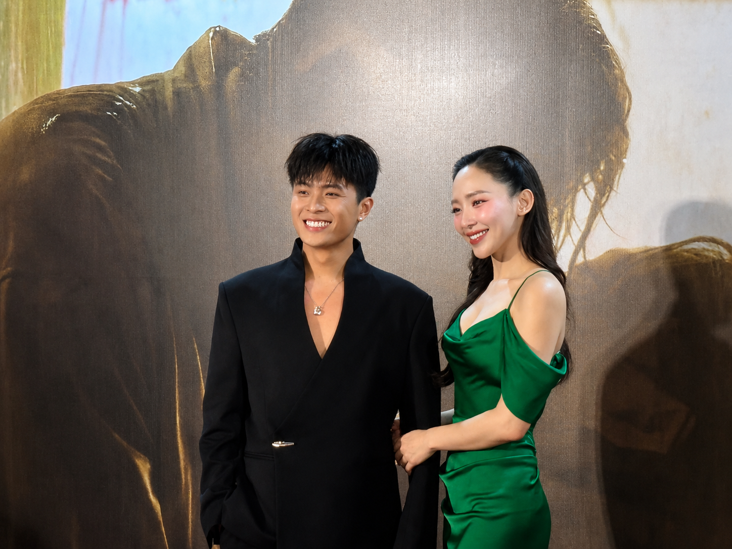 Minh Tú, Đồng Ánh Quỳnh khoe visual mừng Tóc Tiên tái xuất - Ảnh 2.