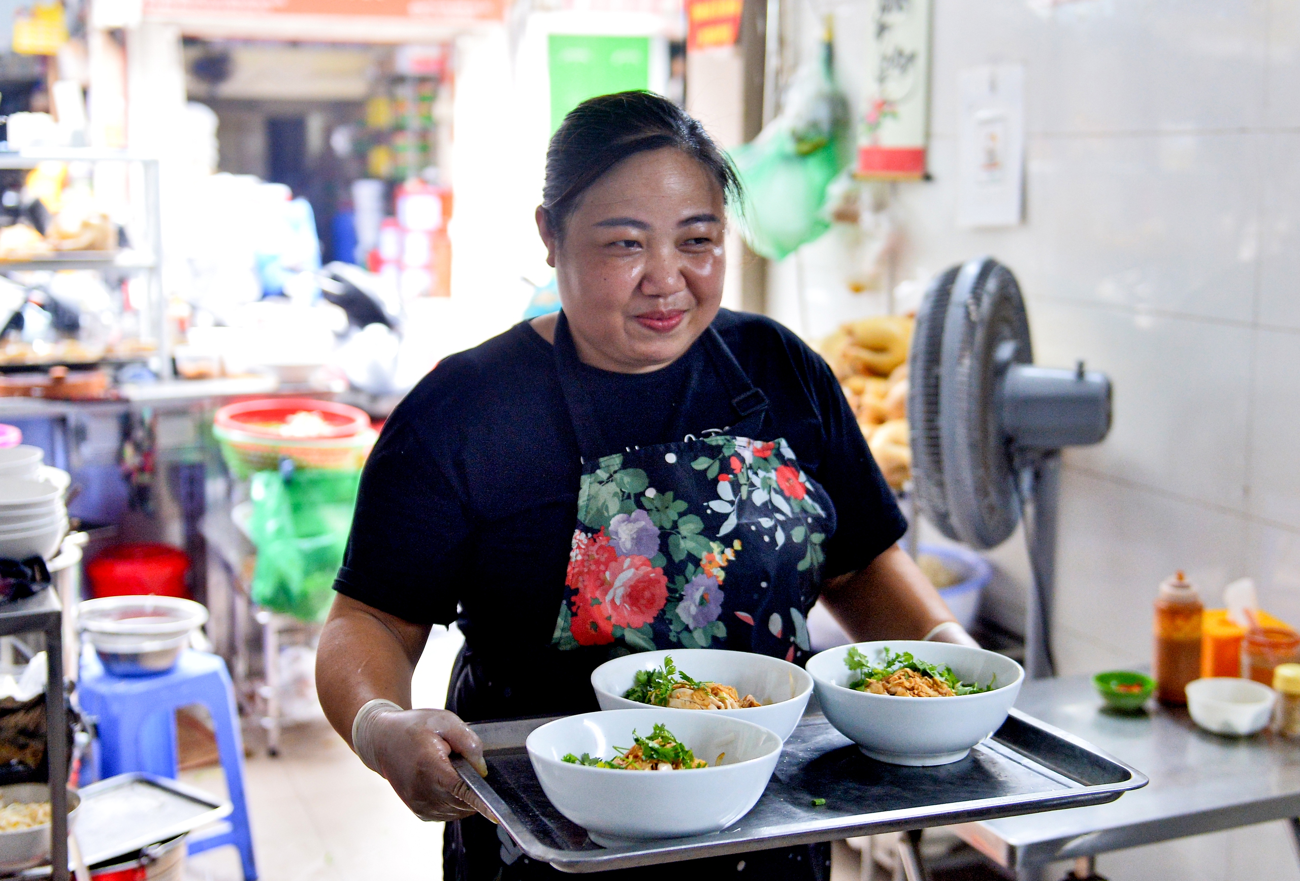 Qu&aacute;n phở lần đầu được Michelin vinh danh nhưng chủ qu&aacute;n kh&ocirc;ng đến v&igrave; nghĩ 'lừa đảo'- Ảnh 1.
