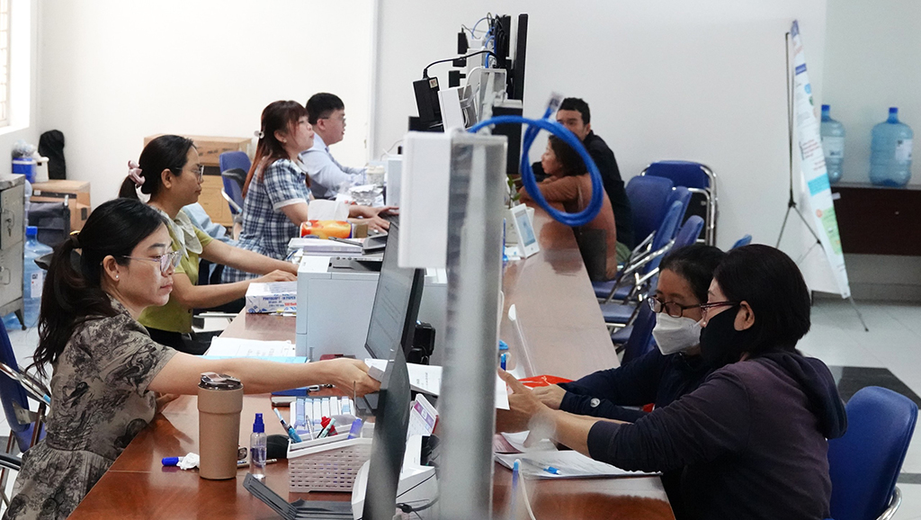 TP.HCM thí điểm công chức làm việc tại nhà- Ảnh 2.