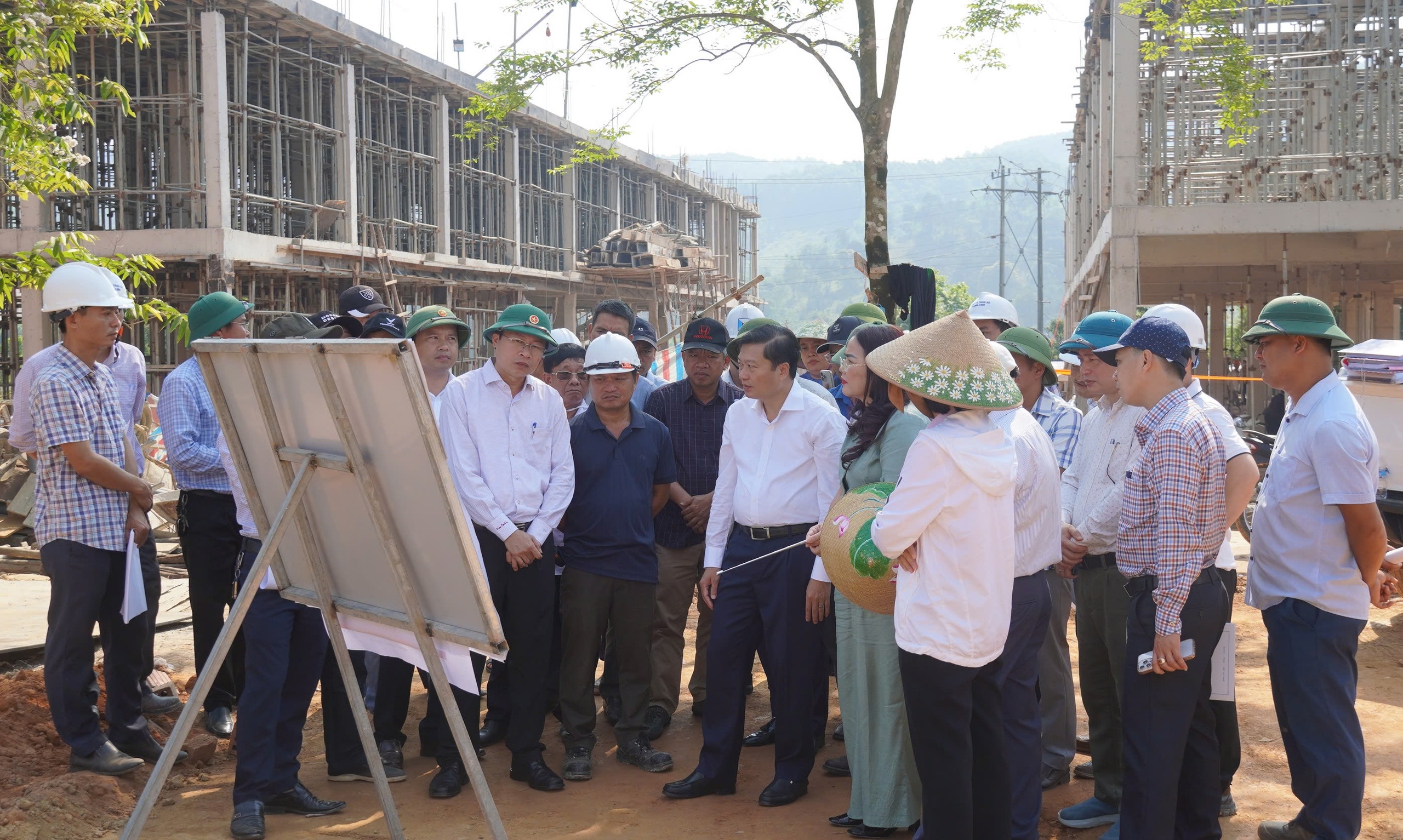 Dựng trường dưới nắng gió biên cương Quảng Trị- Ảnh 7. Dựng trường dưới nắng gió biên cương Quảng Trị- Ảnh 7.