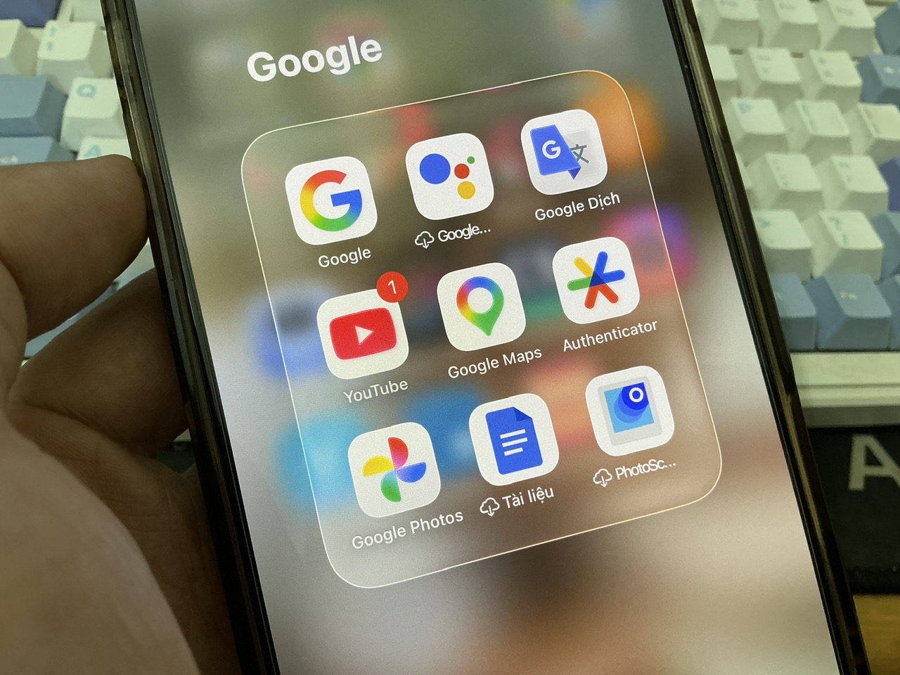 Vì sao ứng dụng trên iPhone xuất hiện biểu tượng đám mây? - Ảnh 1.