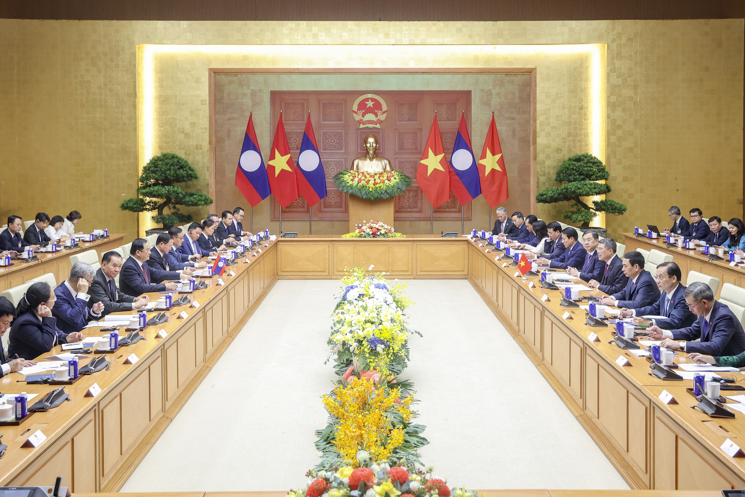 Thủ tướng Lê Minh Hưng chủ trì lễ đón chính thức Thủ tướng Lào Sonexay Siphandone - Ảnh 5.
