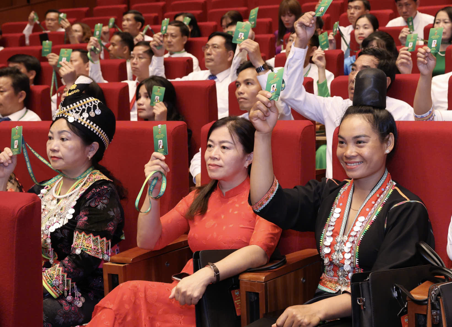 Gỡ nút thắt nông dân sản xuất giỏi, nông sản 'tắc đầu ra'- Ảnh 2. Gỡ nút thắt nông dân sản xuất giỏi, nông sản 'tắc đầu ra'- Ảnh 2.
