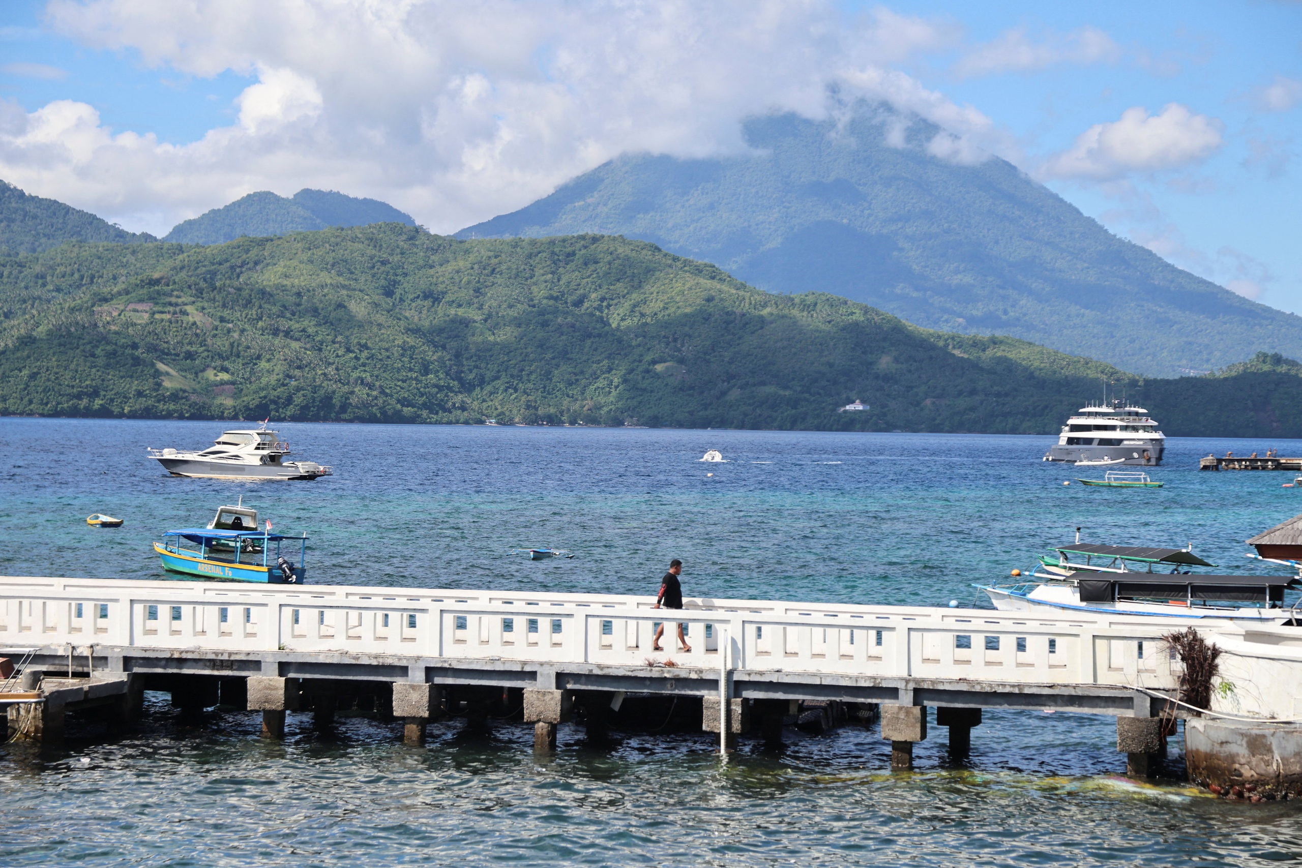 Động đất mạnh ngoài khơi Philippines, cảnh báo sóng thần - Ảnh 1.