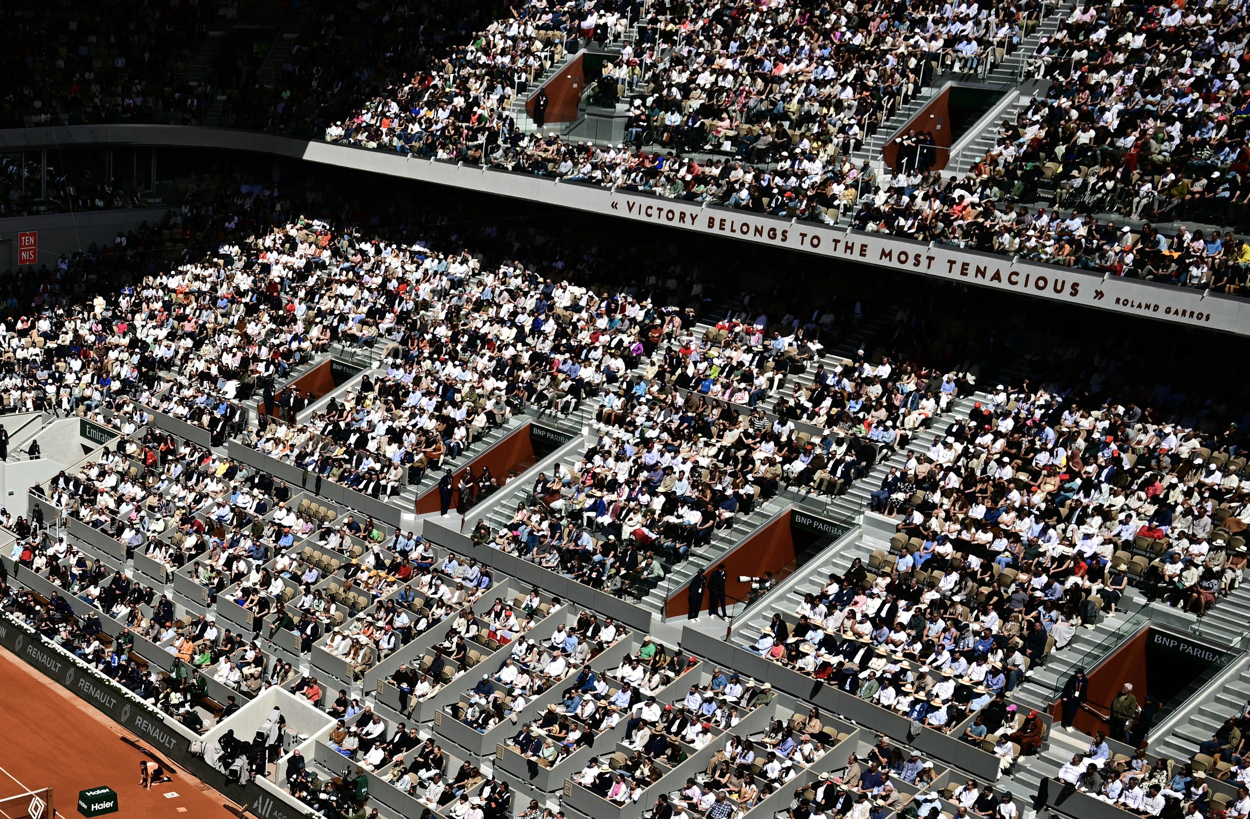 Zverev vô địch Roland Garros 2026: Vinh quang từ độ bền dây thần kinh- Ảnh 1. Zverev vô địch Roland Garros 2026: Vinh quang từ độ bền dây thần kinh- Ảnh 1.