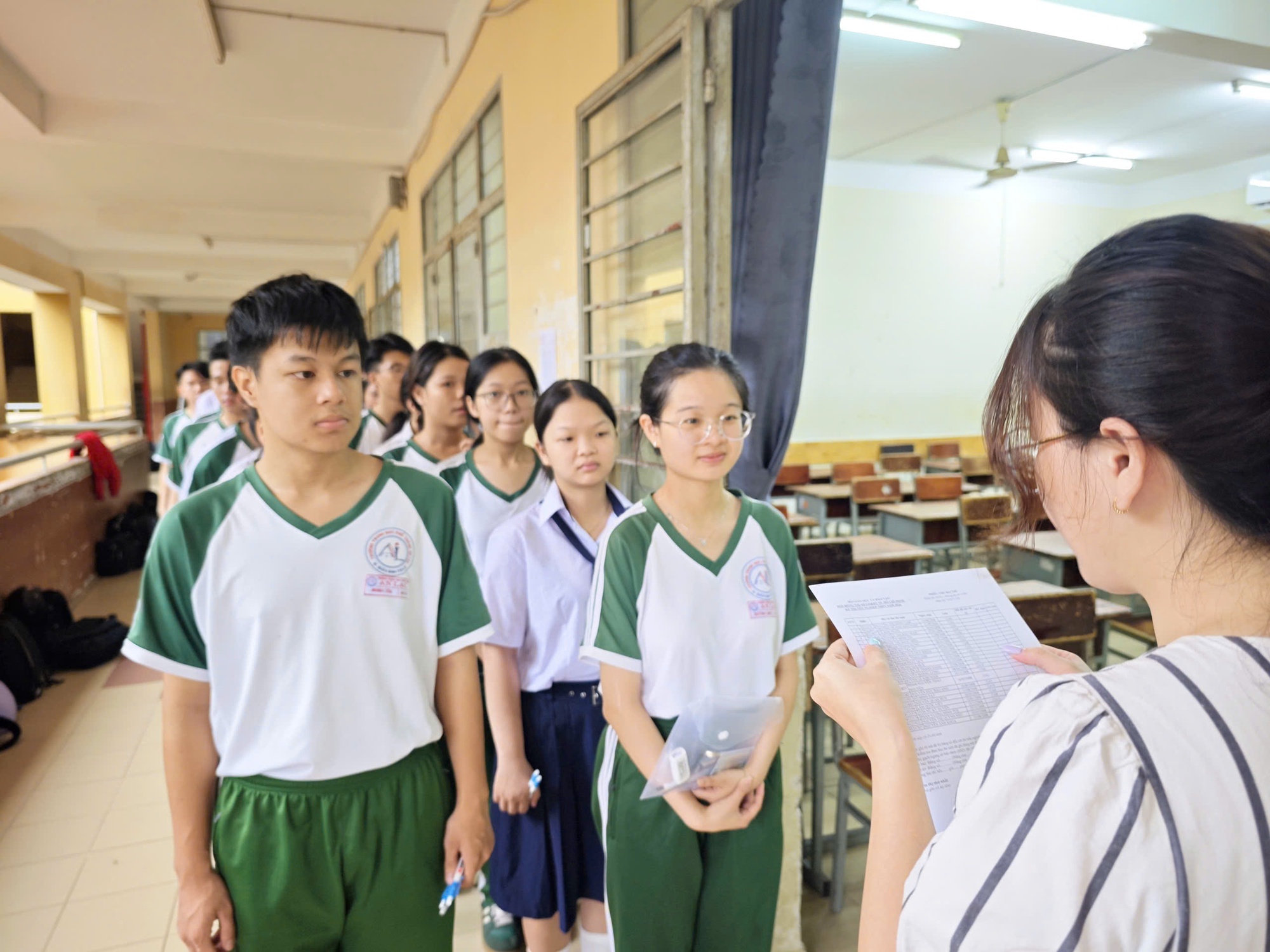 Tin tức đặc biệt trên báo in Thanh Niên 9.6.2026- Ảnh 3. Tin tức đặc biệt trên báo in Thanh Niên 9.6.2026- Ảnh 3.