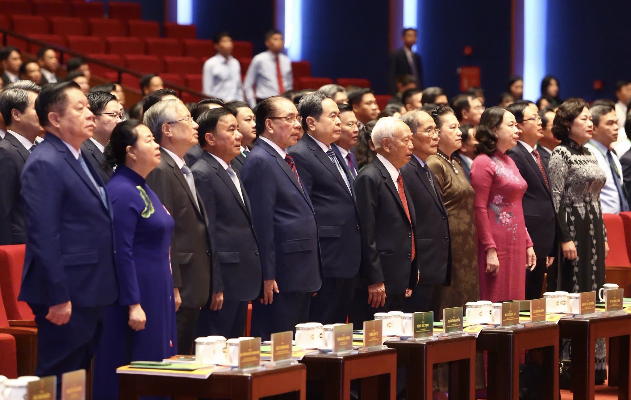 Hỗ trợ nông dân phát triển kinh tế, xây dựng những làng quê đáng sống - Ảnh 4.