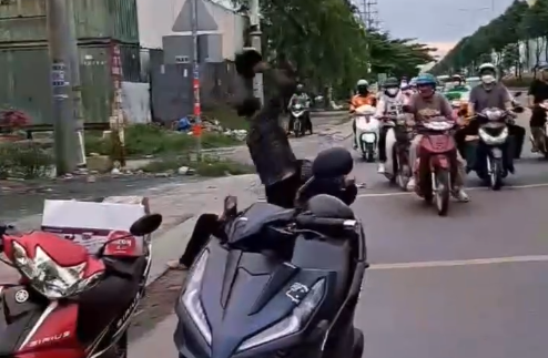 Công an làm rõ vụ đánh người trên đường Lê Quang Đạo- Ảnh 1.
