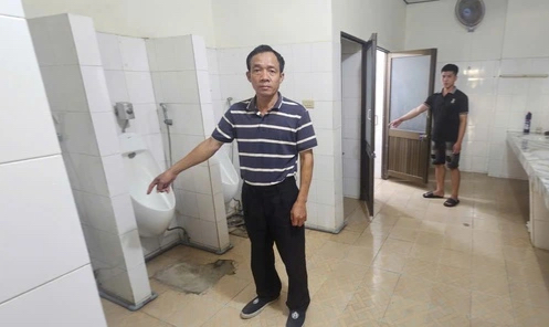 Khởi tố vụ vận chuyển trái phép hơn 0,5 kg vàng qua cửa khẩu Bờ Y- Ảnh 2. Khởi tố vụ vận chuyển trái phép hơn 0,5 kg vàng qua cửa khẩu Bờ Y- Ảnh 2.
