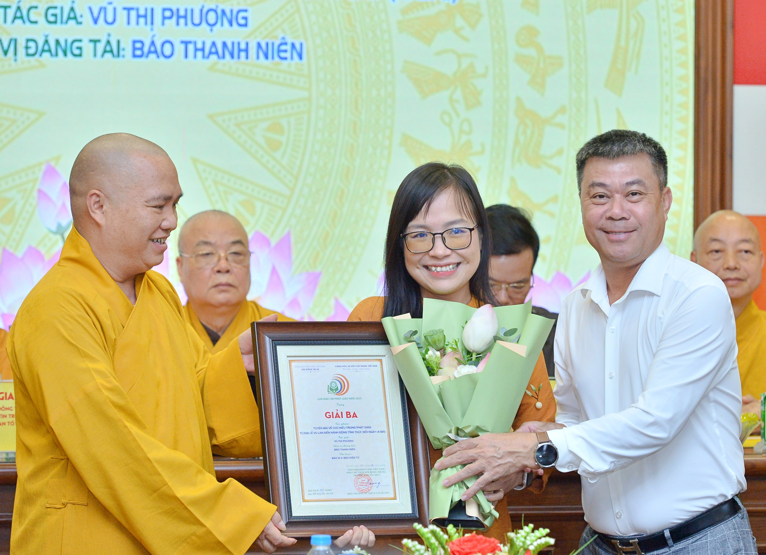 Báo Thanh Niên đoạt 2 giải báo chí Phật giáo toàn quốc năm 2025 - Ảnh 1.