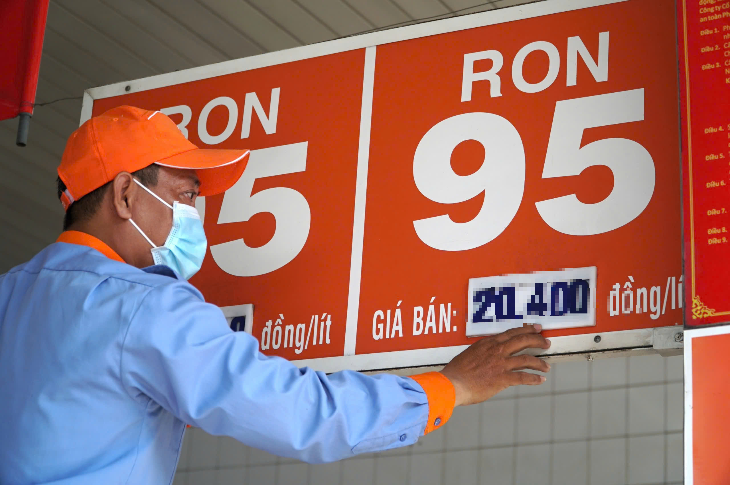 Giá xăng dầu hôm nay 16.6.2026: Giảm hơn 4 USD một thùng- Ảnh 1.
