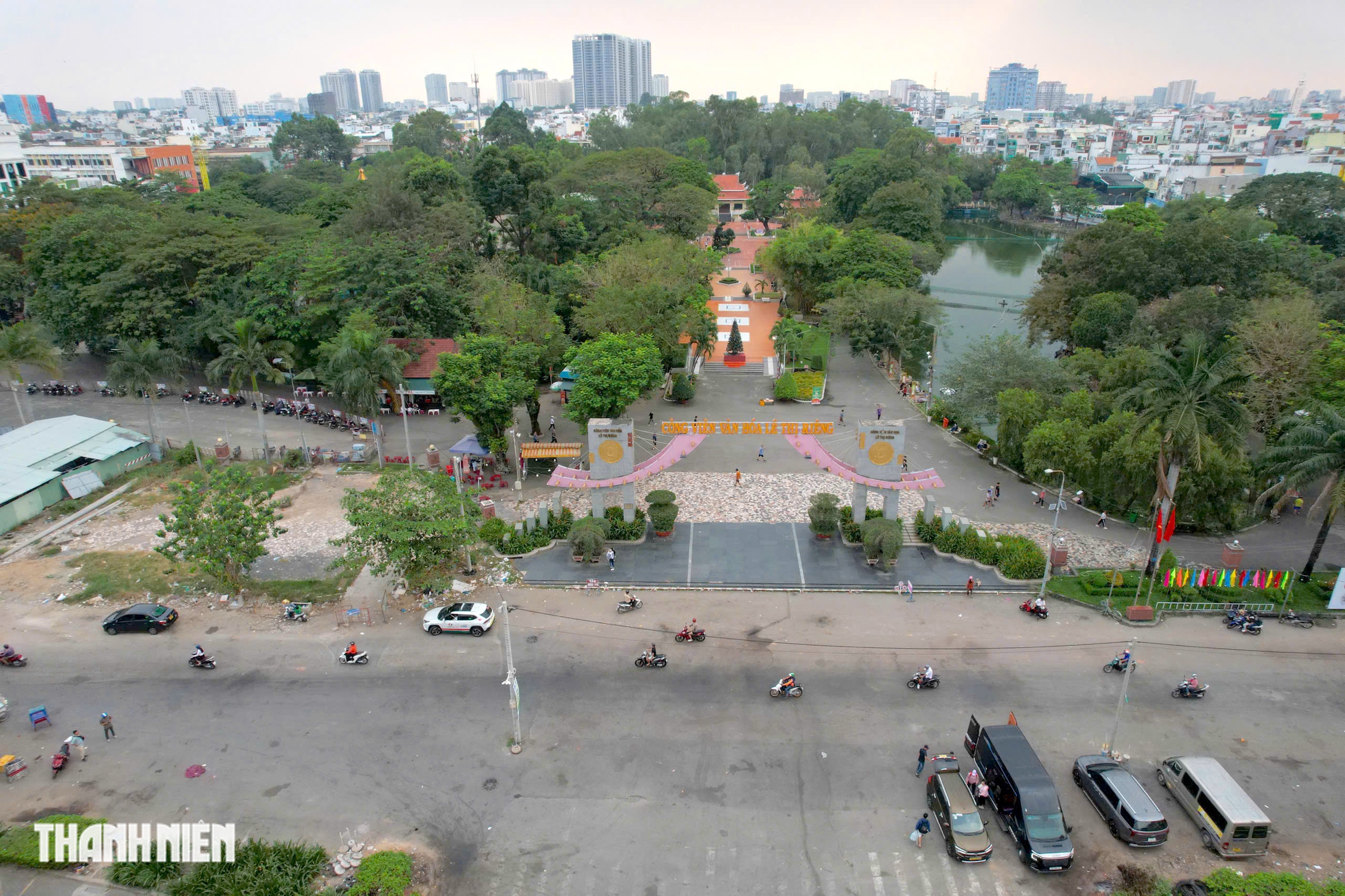 Bên trong Công viên Lê Thị Riêng, nơi đang tìm mộ liệt sĩ hy sinh năm 1968 - Ảnh 2.