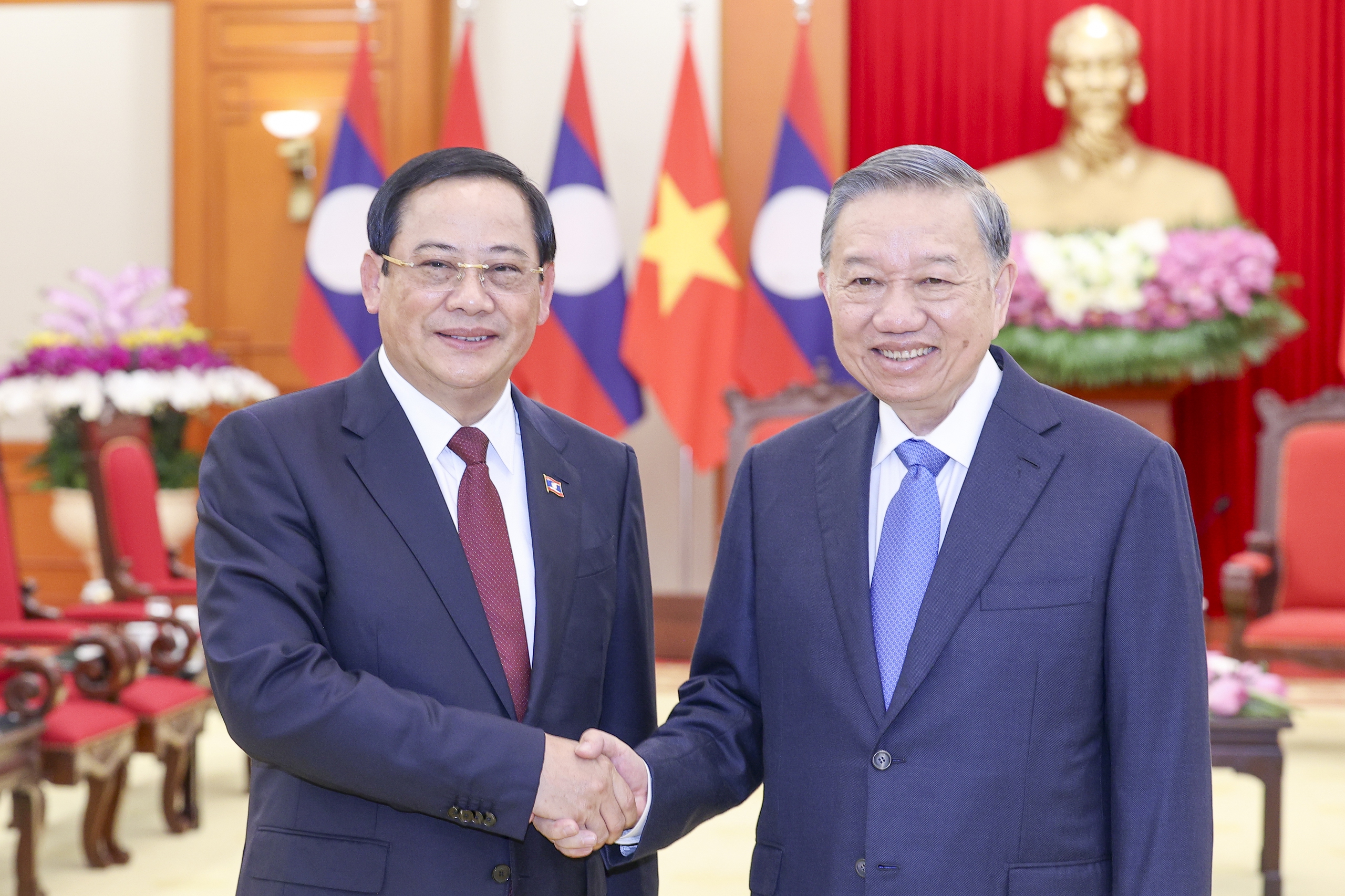 Quan hệ Việt - Lào cần chuyển từ 'hợp tác tốt' sang 'hợp tác hiệu quả' - Ảnh 1.