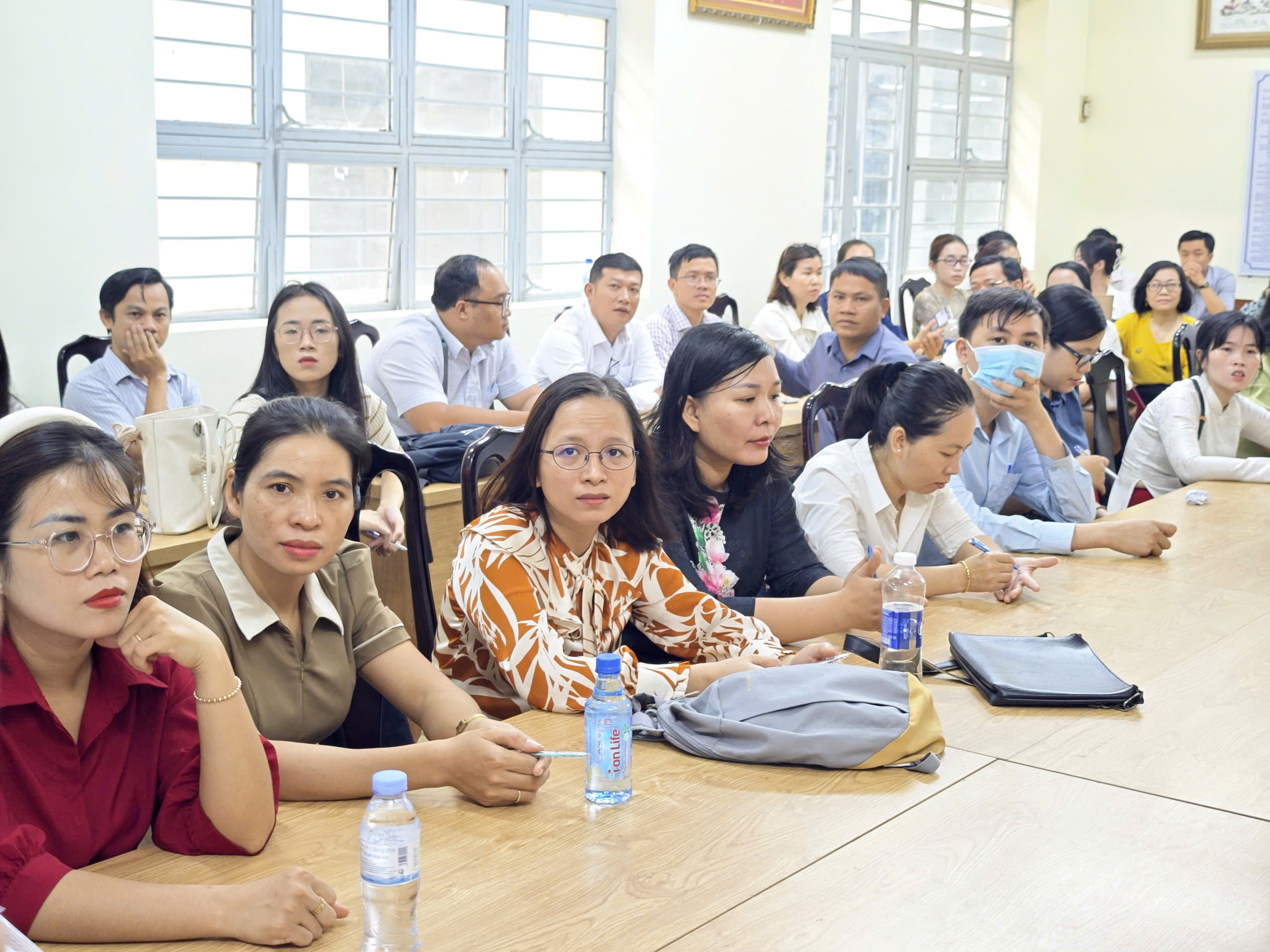 Kỳ thi THPT đầu tiên với 34 tỉnh, thành phố - Ảnh 2.