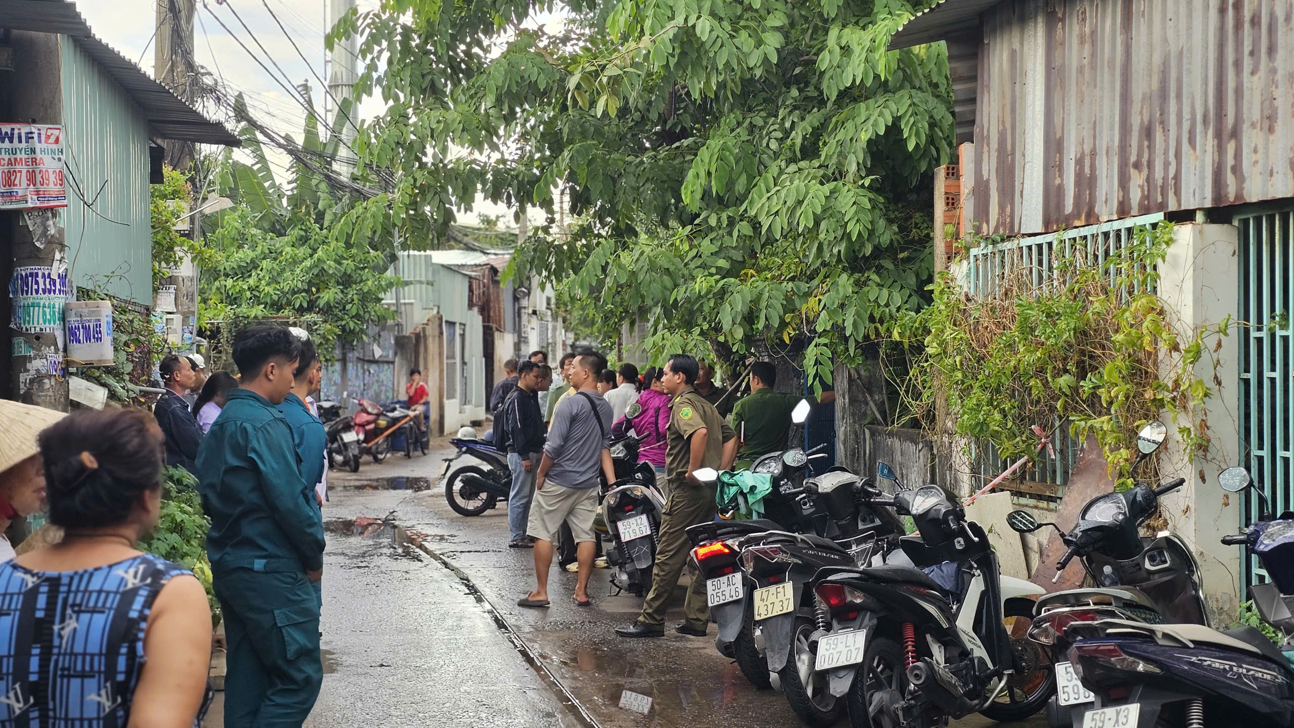 TP.HCM: Dập tắt đám cháy, phát hiện cụ bà tử vong trong nhà- Ảnh 1. TP.HCM: Dập tắt đám cháy, phát hiện cụ bà tử vong trong nhà- Ảnh 1.