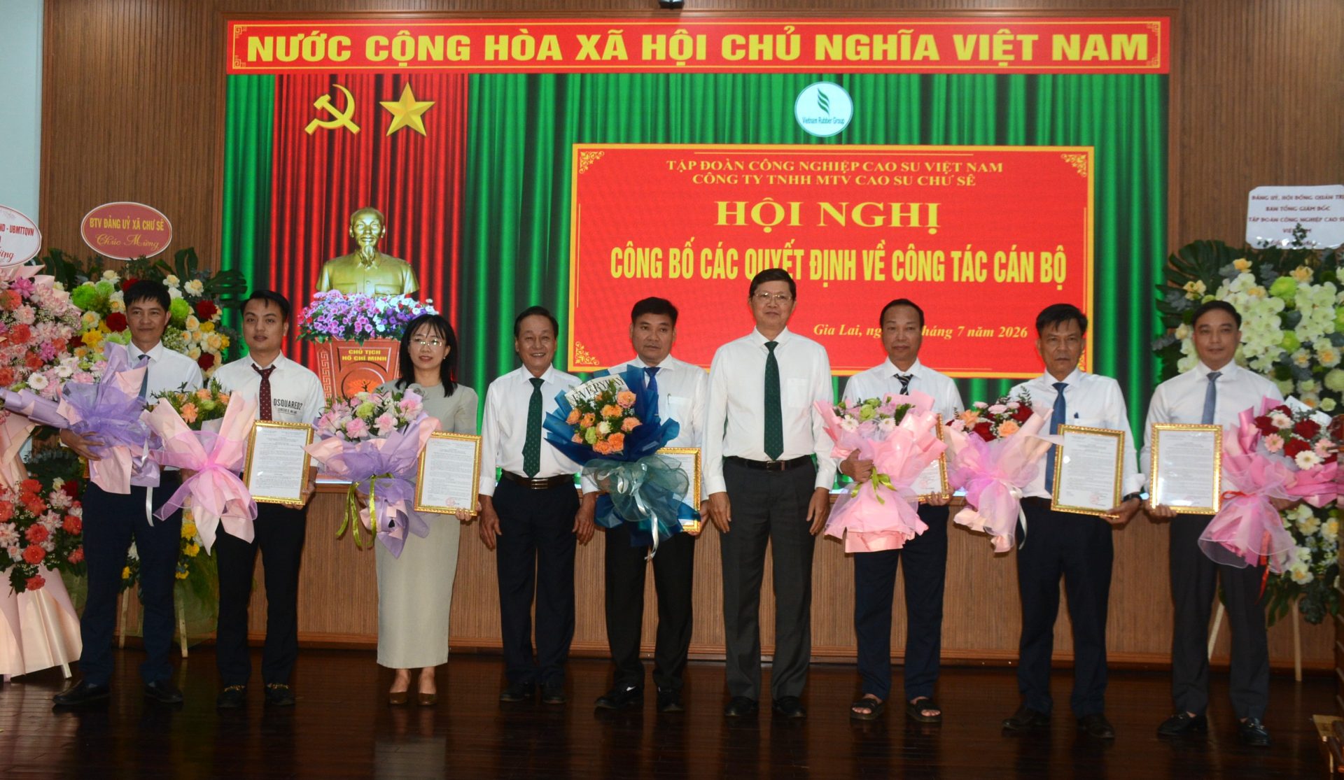 Cao su Chư Sê tổ chức công bố các quyết định về nhân sự sau sáp nhập- Ảnh 2.