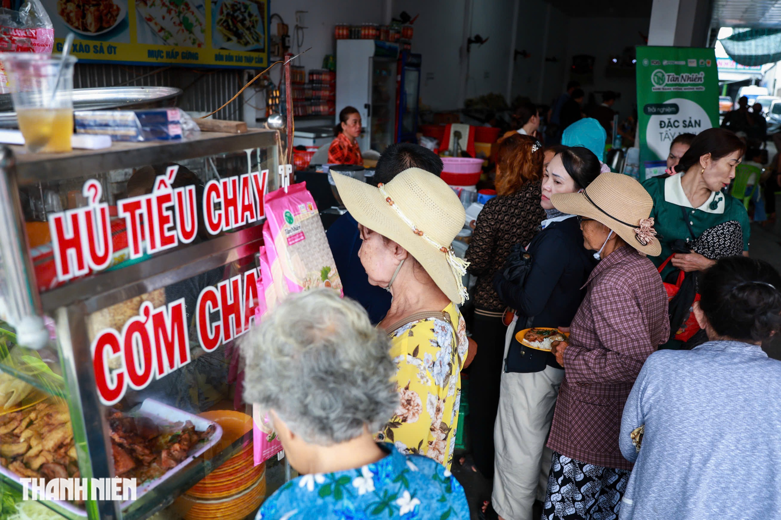 Tắc Sậy trước lễ tuyên phong Chân phước: 'Người miền Tây mời nước là mời thiệt tình' - Ảnh 3.