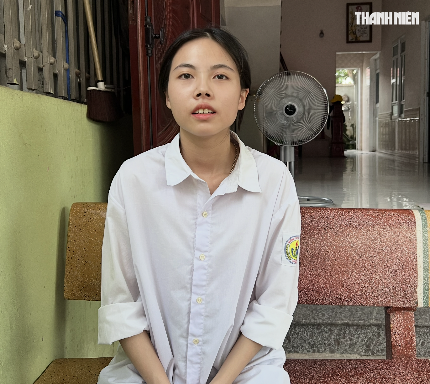 Thủ khoa toàn quốc thi tốt nghiệp THPT: Ý chí sắt đá, muốn làm giáo viên toán- Ảnh 2.