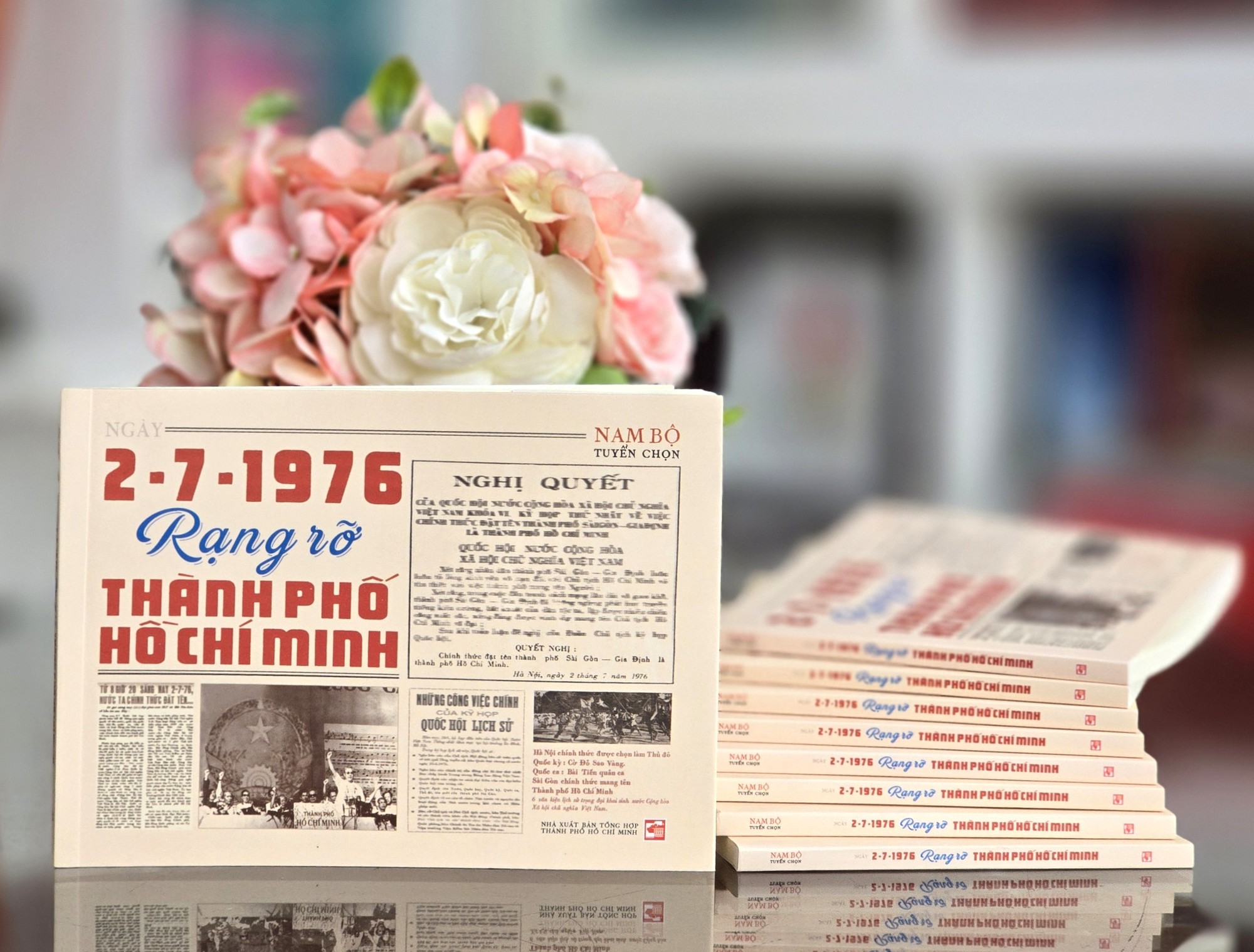 Ấn phẩm đặc biệt về tên gọi Thành phố Hồ Chí Minh- Ảnh 1.