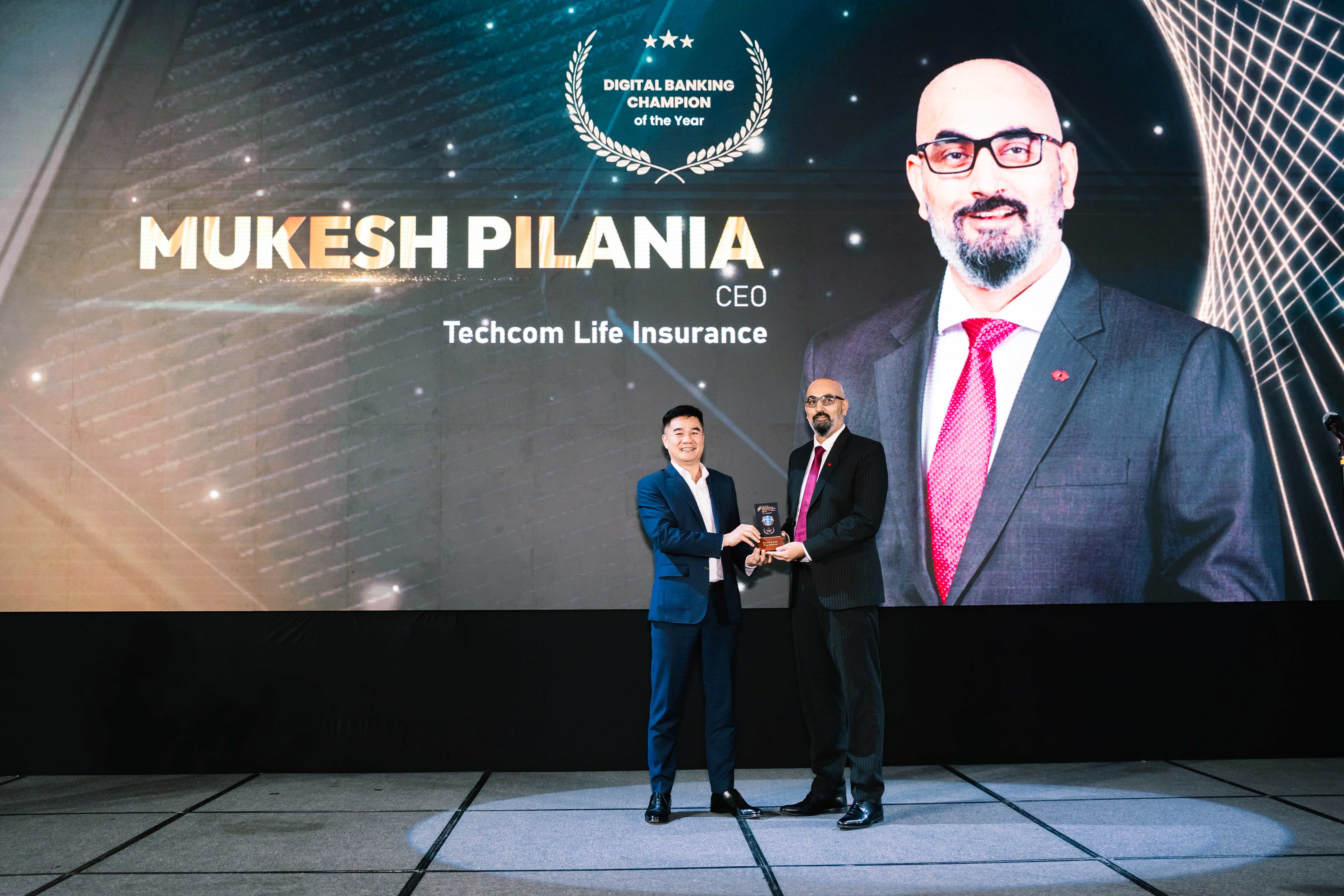 Techcom Life: Cú đúp giải thưởng The Asian Banker và dấu ấn 'Quán quân Ngân hàng số'- Ảnh 3.