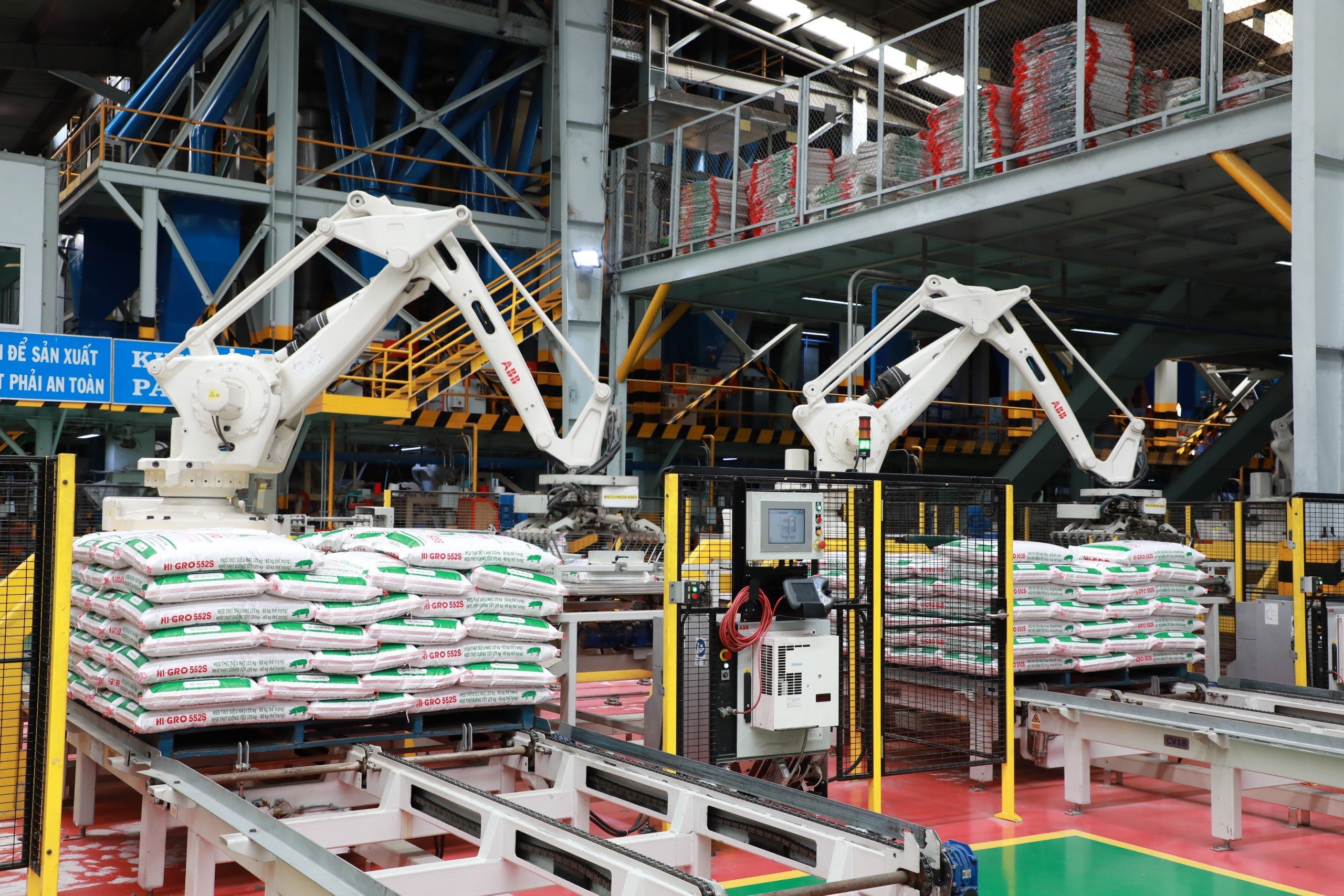 C.P. Việt Nam thúc đẩy đổi mới sáng tạo trong toàn chuỗi giá trị - Ảnh 3.