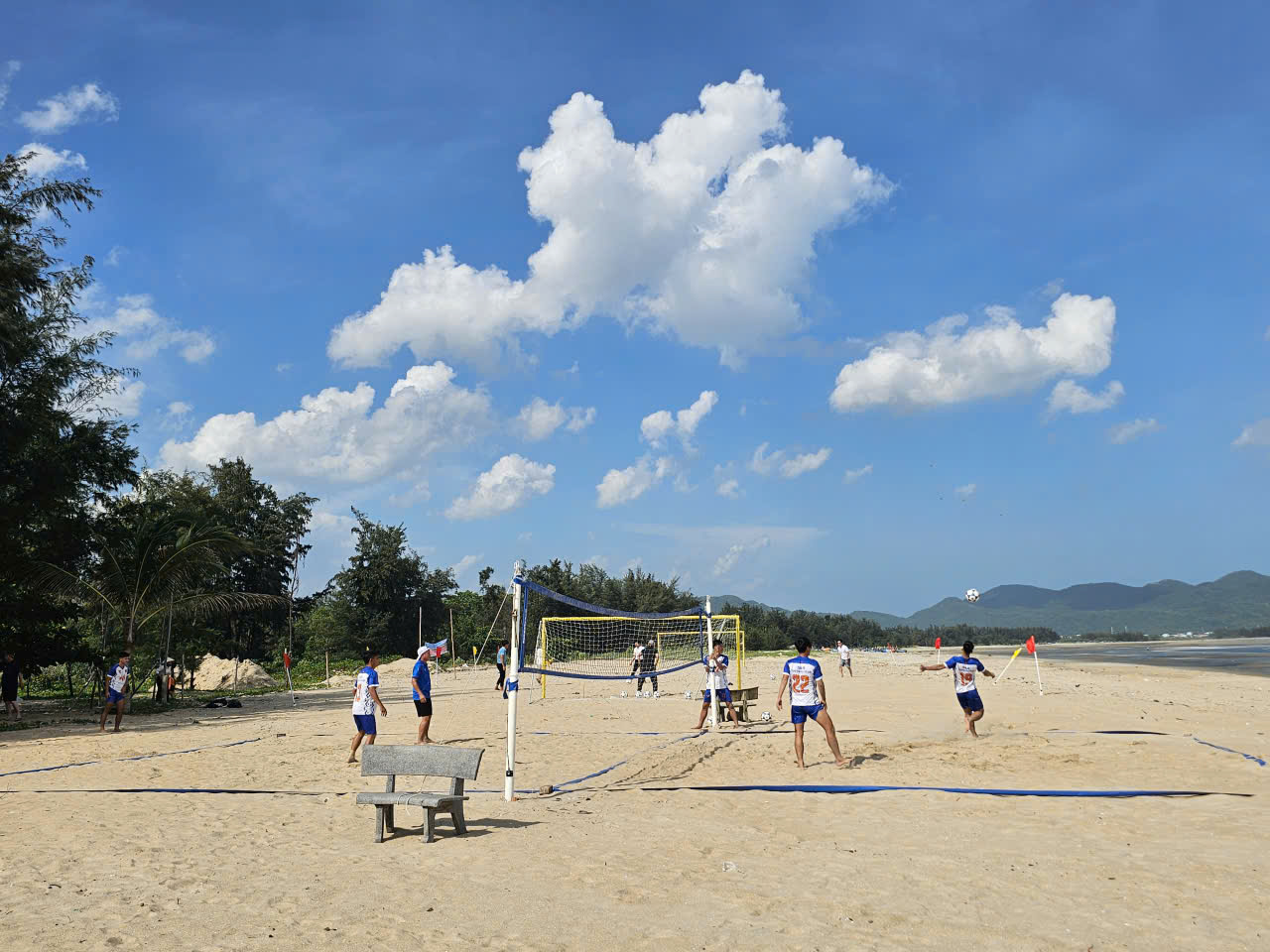 Đánh thức vùng biển hoang sơ với mô hình "Biển xanh Long Hải"- Ảnh 2.