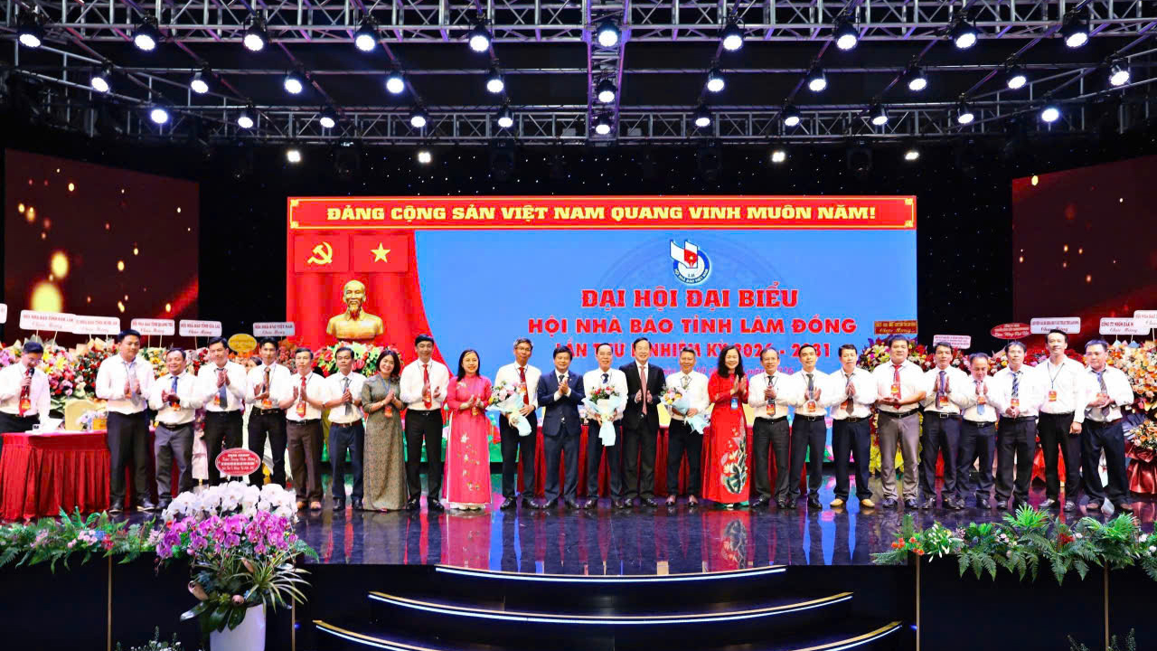Nhà báo Lê Huy Toàn làm Chủ tịch Hội Nhà báo Lâm Đồng - Ảnh 1.