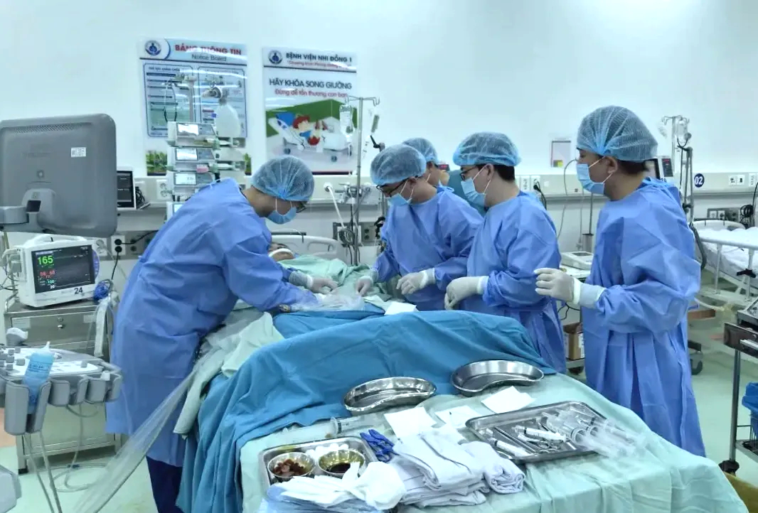 36 ngày giành giật sự sống nam sinh ở Đồng Tháp, nguy cơ tử vong gần 100% - Ảnh 1.