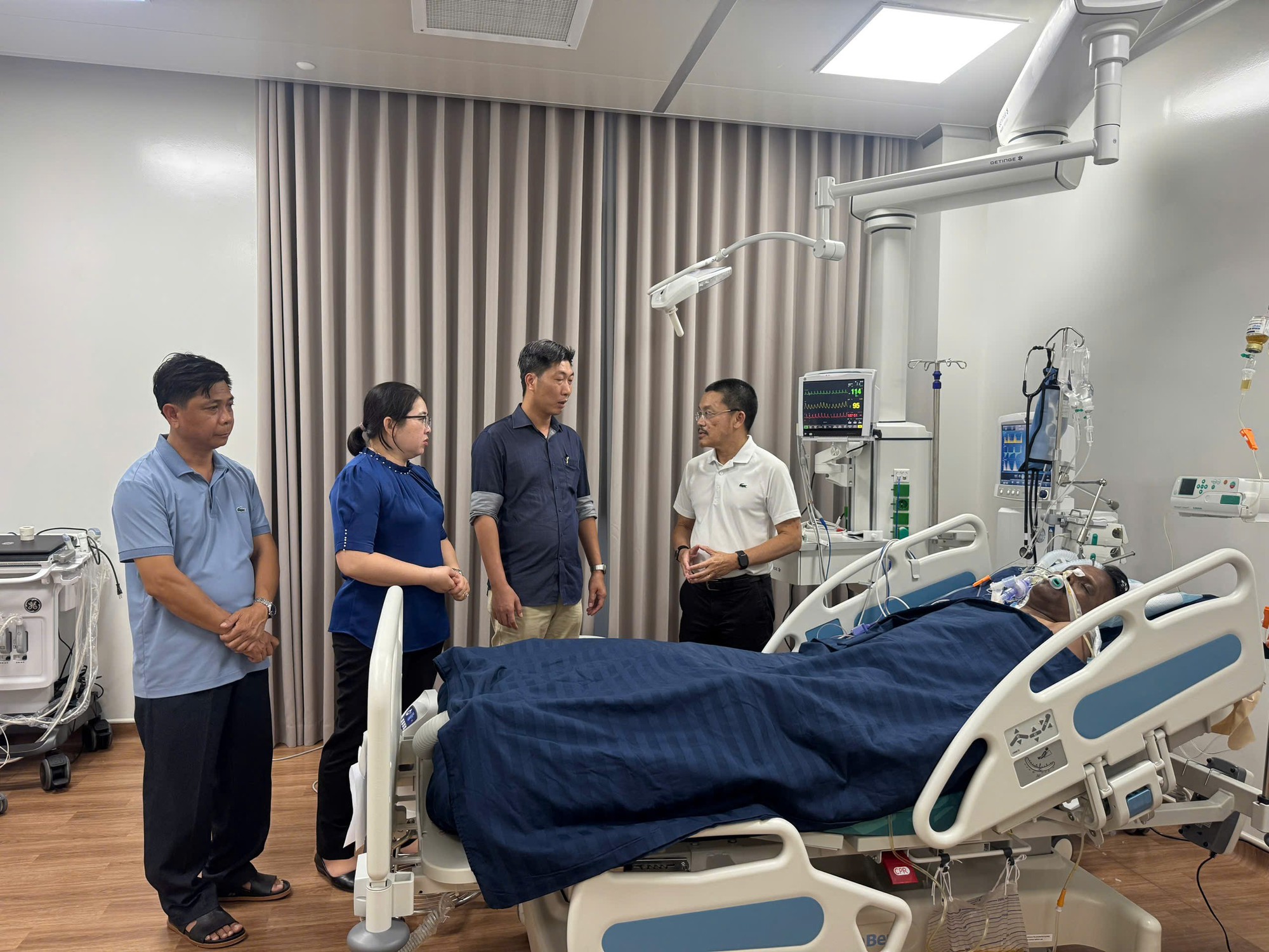 Lật ca nô du lịch ở Phú Quốc: Bảo quản chu đáo thi thể 15 du khách- Ảnh 1.