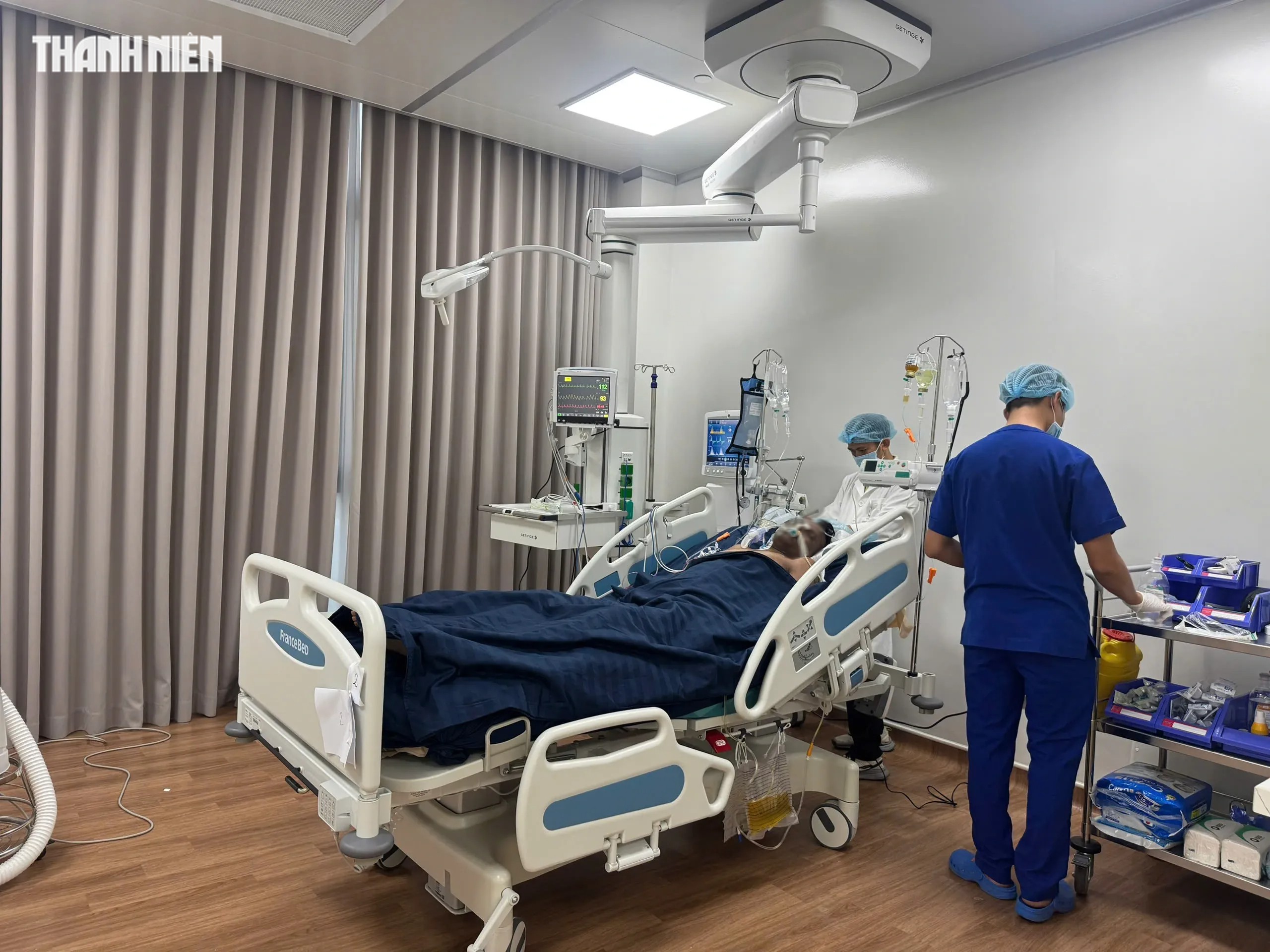 Tin mới vụ lật ca n&ocirc; du lịch ở Ph&uacute; Quốc: 16 du kh&aacute;ch đ&atilde;  xuất viện - Ảnh 1.