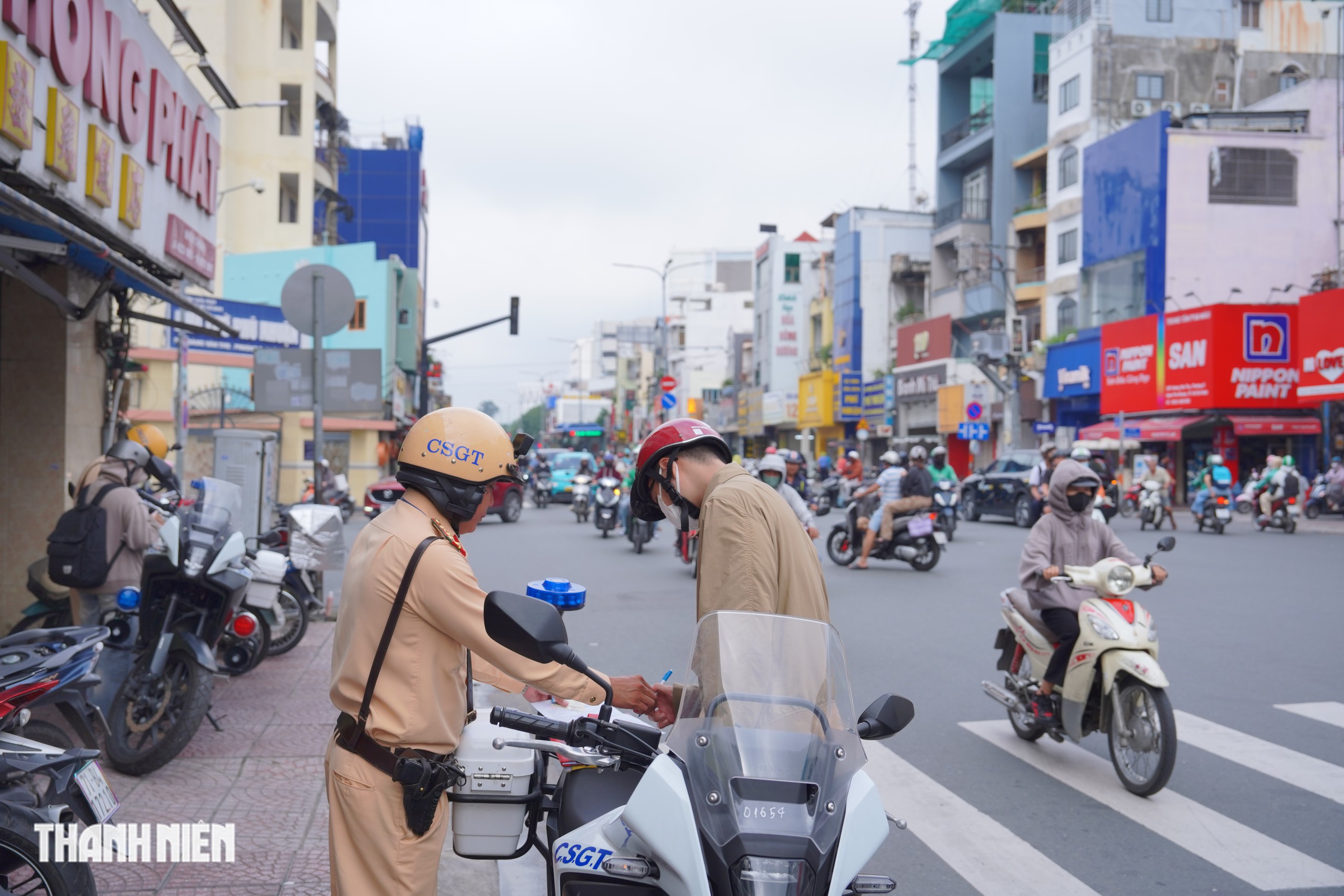CSGT TP.HCM tổng r&agrave; so&aacute;t 4 nh&oacute;m xe: Những ai thuộc diện kiểm tra? - Ảnh 2.
