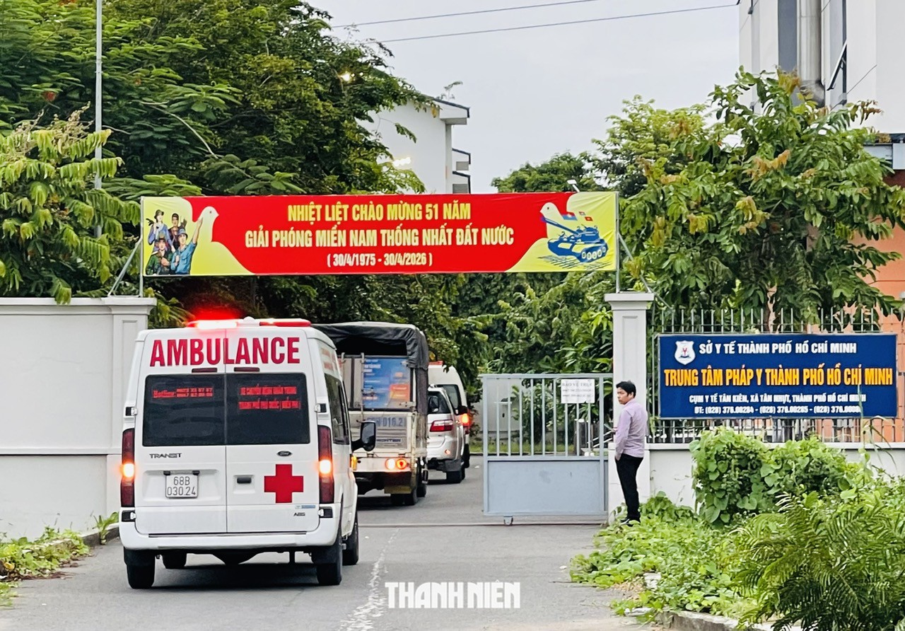 Thi hài các nạn nhân vụ lật ca nô ở Phú Quốc về Ấn Độ vào tốinay - Ảnh 1.