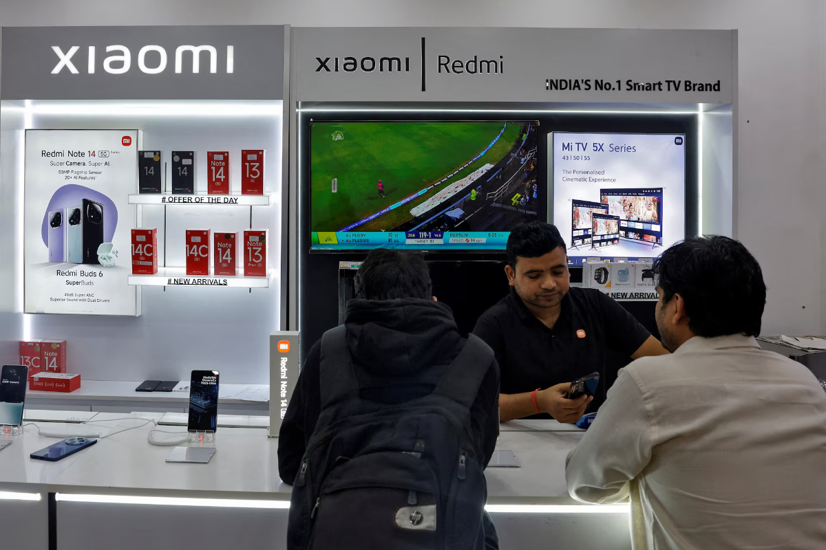 Không bị cấm, vì sao Xiaomi vẫn không bán điện thoại ở Mỹ? - Ảnh 1.