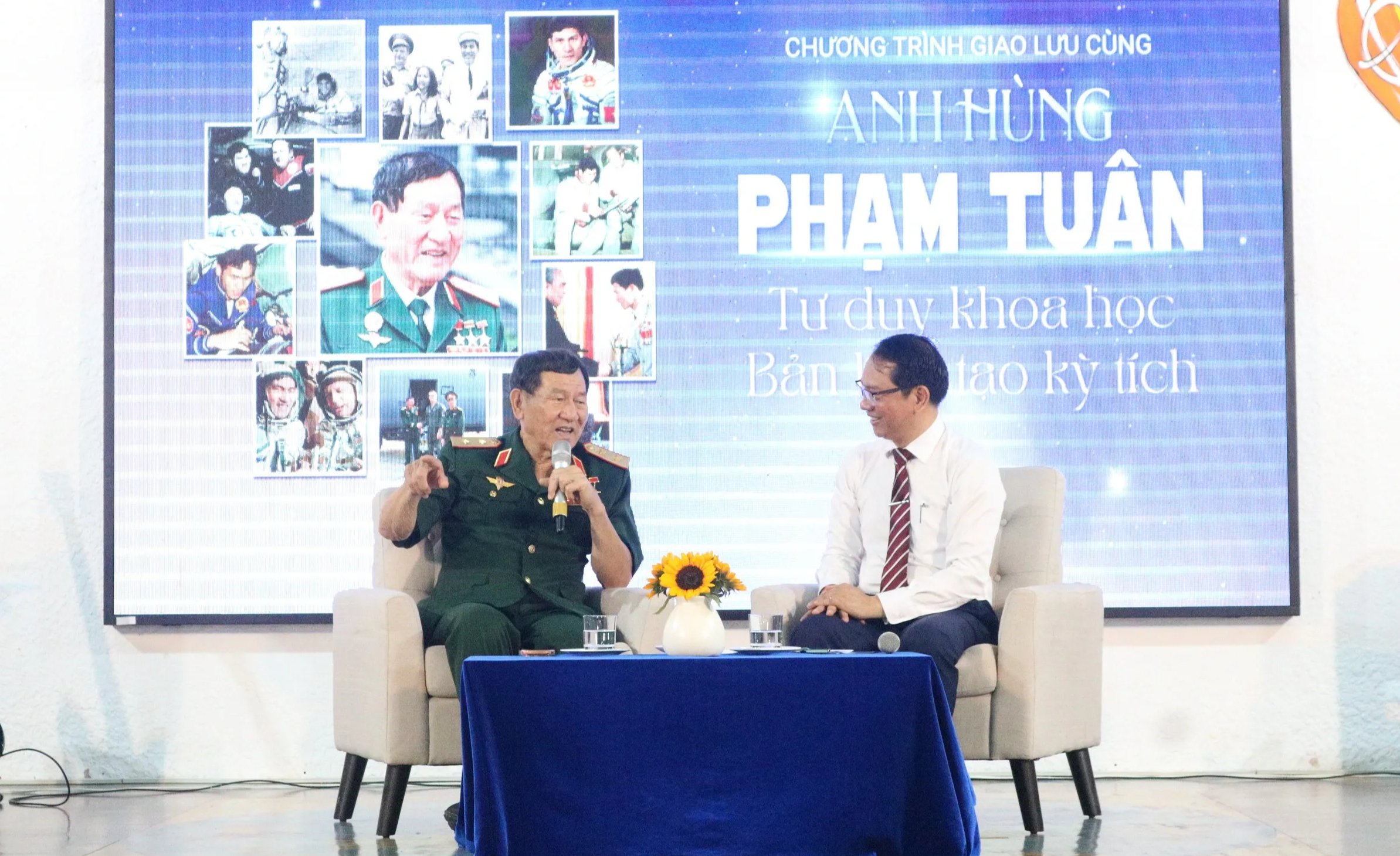 Anh hùng Phạm Tuân kể về khoảnh khắc nhìn Việt Nam từ vũ trụ- Ảnh 3.