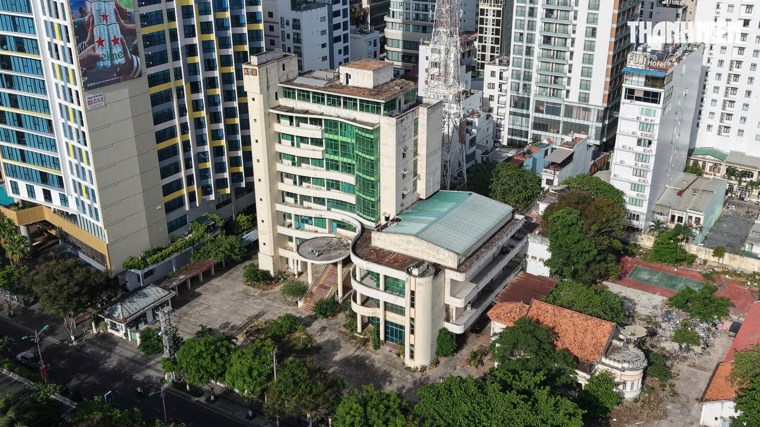 Hàng loạt khu 'đất vàng' ven biển Nha Trang bỏ hoang - Ảnh 4.