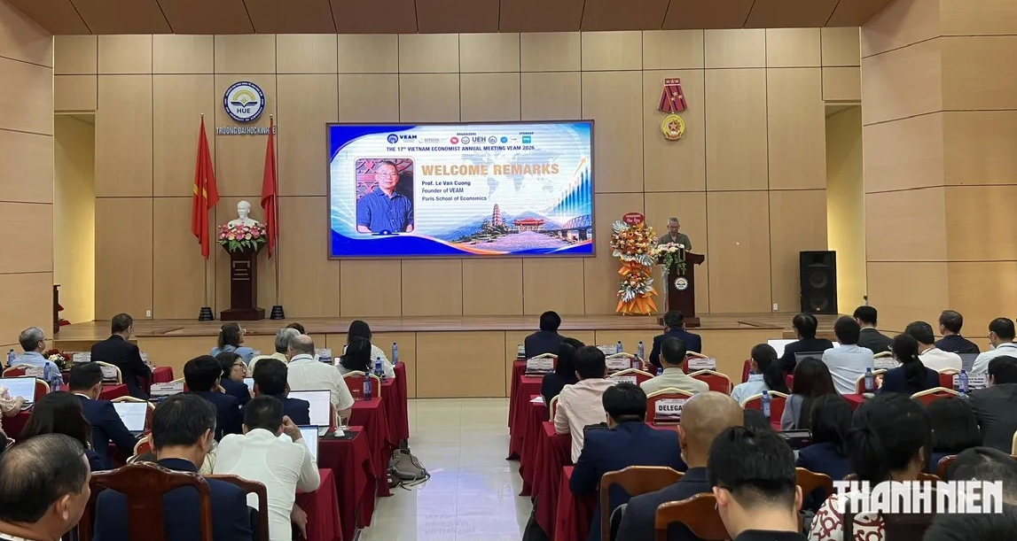 GS Phạm Thị Kim Cương: Tăng trưởng kinh tế cần song hành cùng chỉ số hài lòng - Ảnh 1.