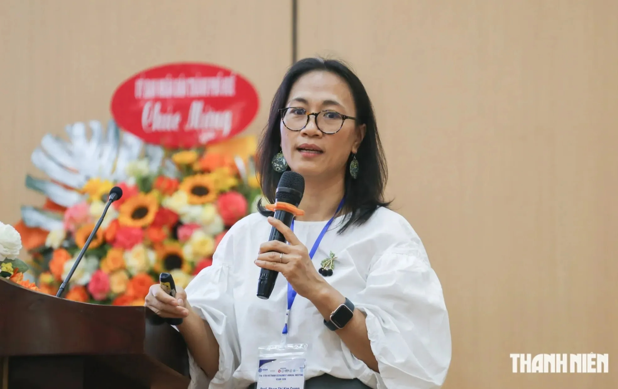 GS Phạm Thị Kim Cương: Tăng trưởng kinh tế cần song hành cùng chỉ số hài lòng - Ảnh 3.