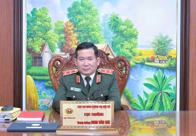 Trung tướng Đinh Văn Nơi làm Phó bí thư Tỉnh ủy An Giang - Ảnh 1.