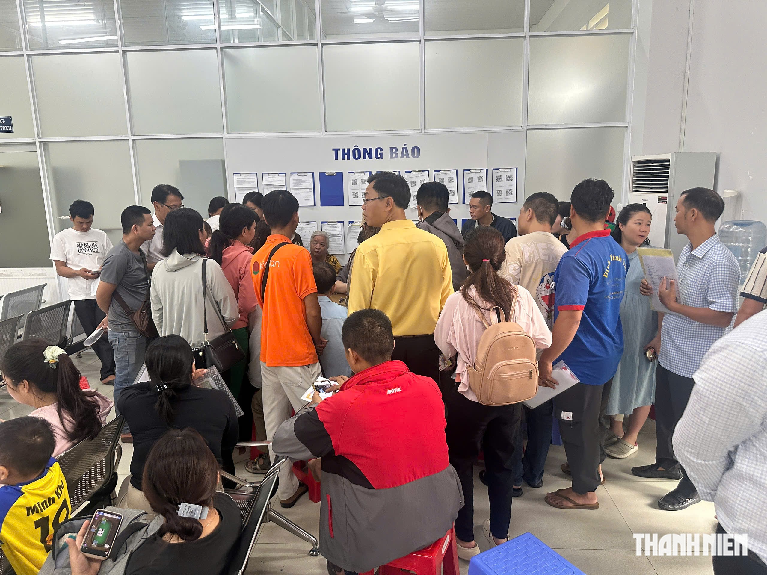 Tuyển sinh đầu cấp ở phía bắc TP.HCM, phụ huynh “rối” vì phân tuyến - Ảnh 2.