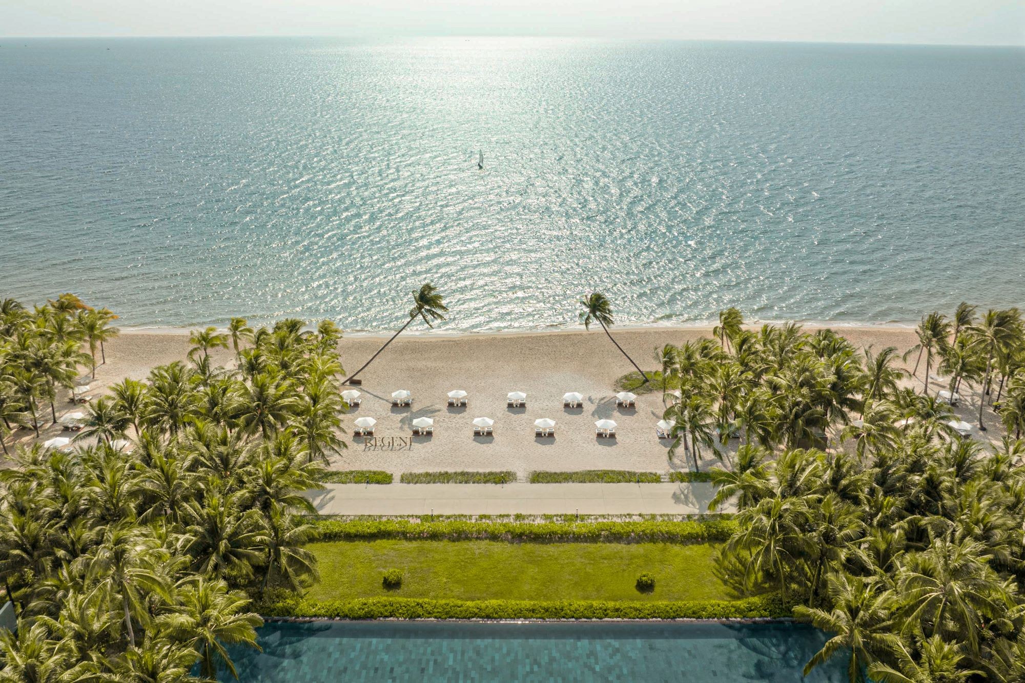 Regent Phu Quoc góp mặt trong Top 100 khách sạn thế giới - Ảnh 1.