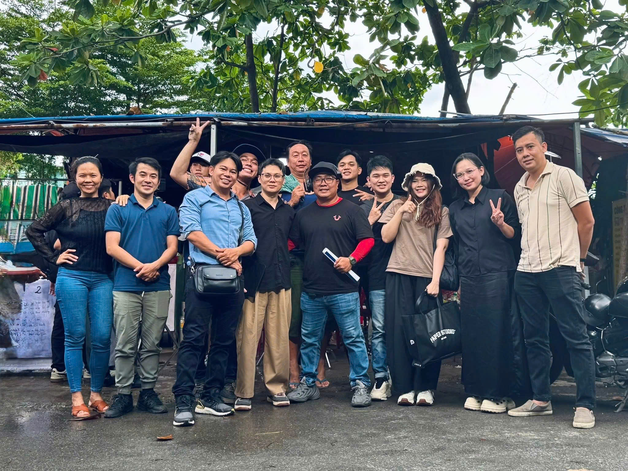 Chuyện về chó Phèn 3 chân: Được cứu mạng và đi đóng phim - Ảnh 9.