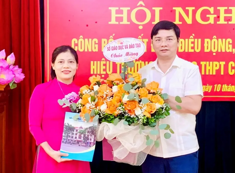 Khởi tố Hiệu trưởng Trường THPT chuy&ecirc;n Tuy&ecirc;n Quang vụ điểm 10 to&aacute;n- Ảnh 1.