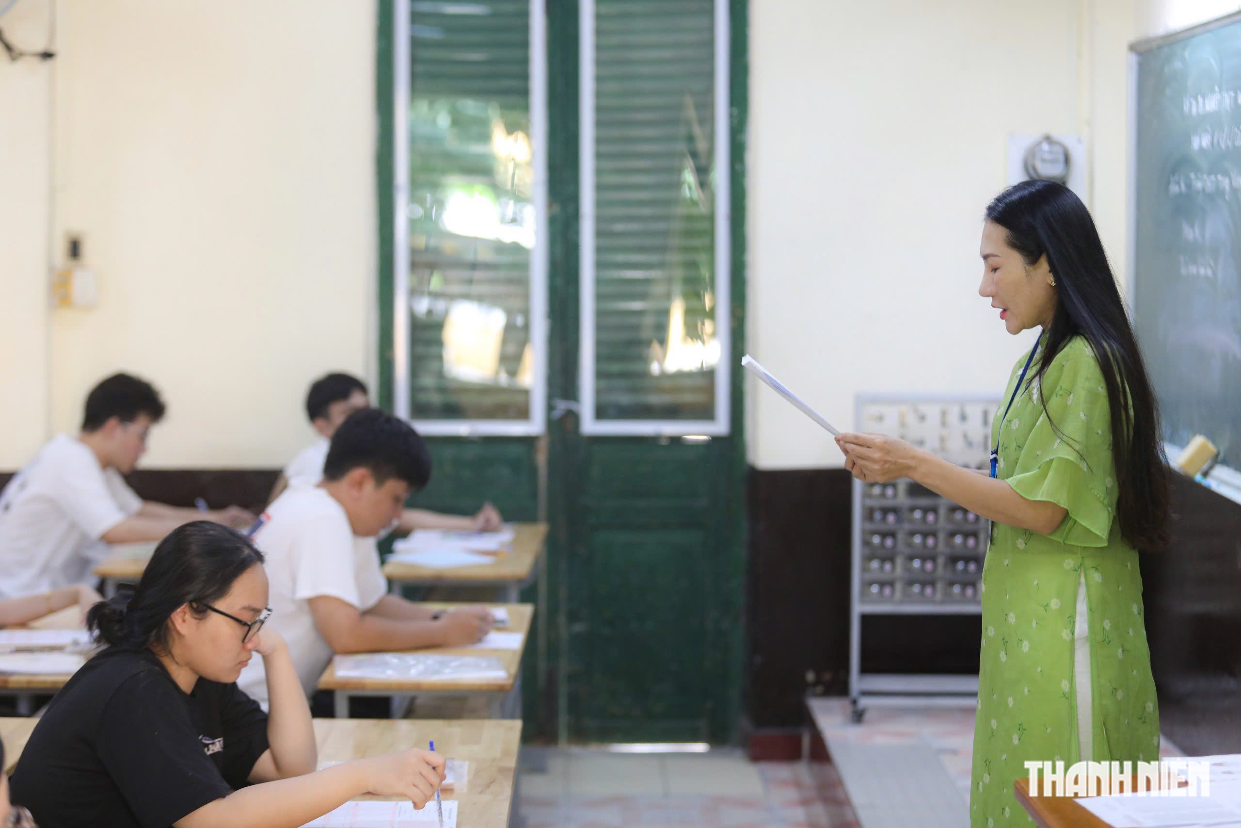 Chờ kết quả x&eacute;t tuyển ĐH, th&iacute; sinh nhập học cao đẳng c&oacute; vi phạm? - Ảnh 1.