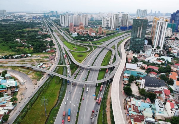 Vì sao biệt thự trung tâm đô thị được định giá theo những yếu tố riêng? - Ảnh 2.
