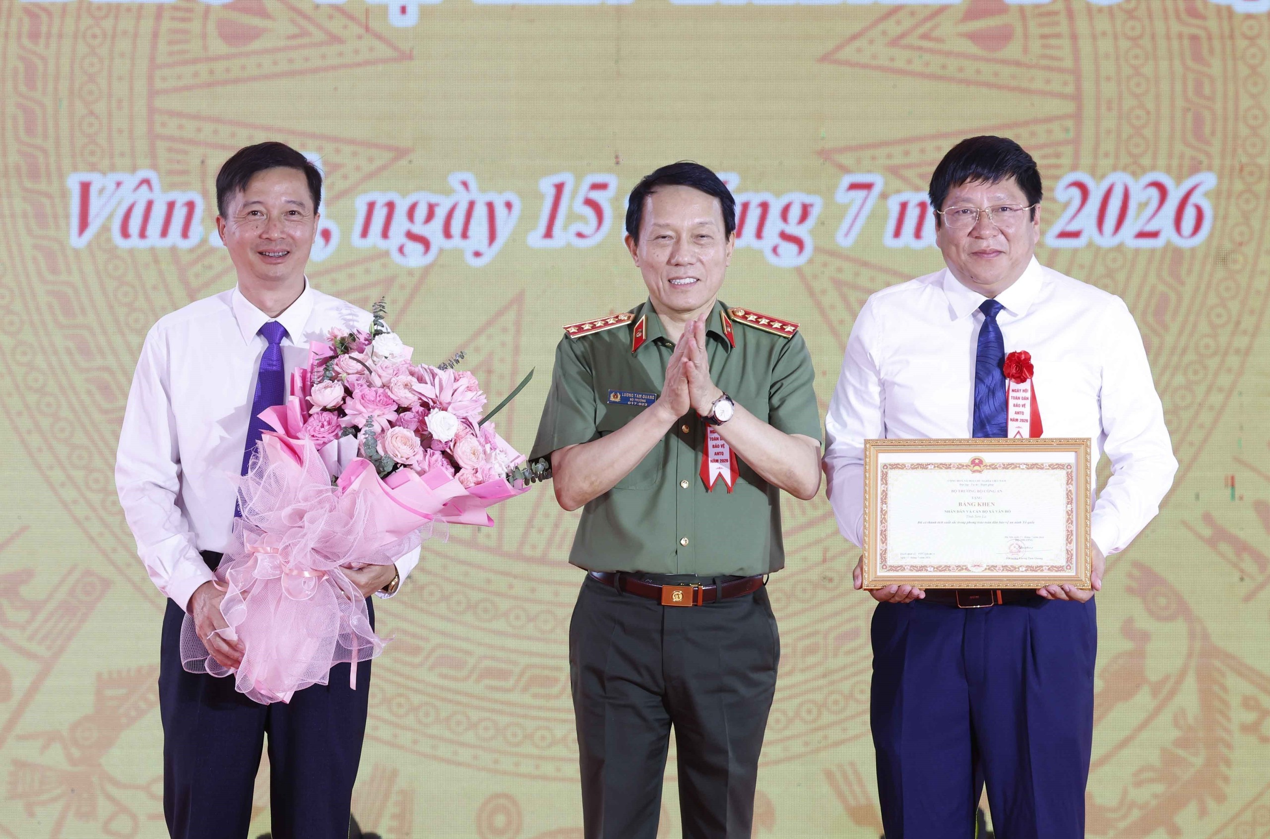 Tạo môi trường an ninh, an toàn vì cuộc sống bình yên, hạnh phúc của nhân dân- Ảnh 2.